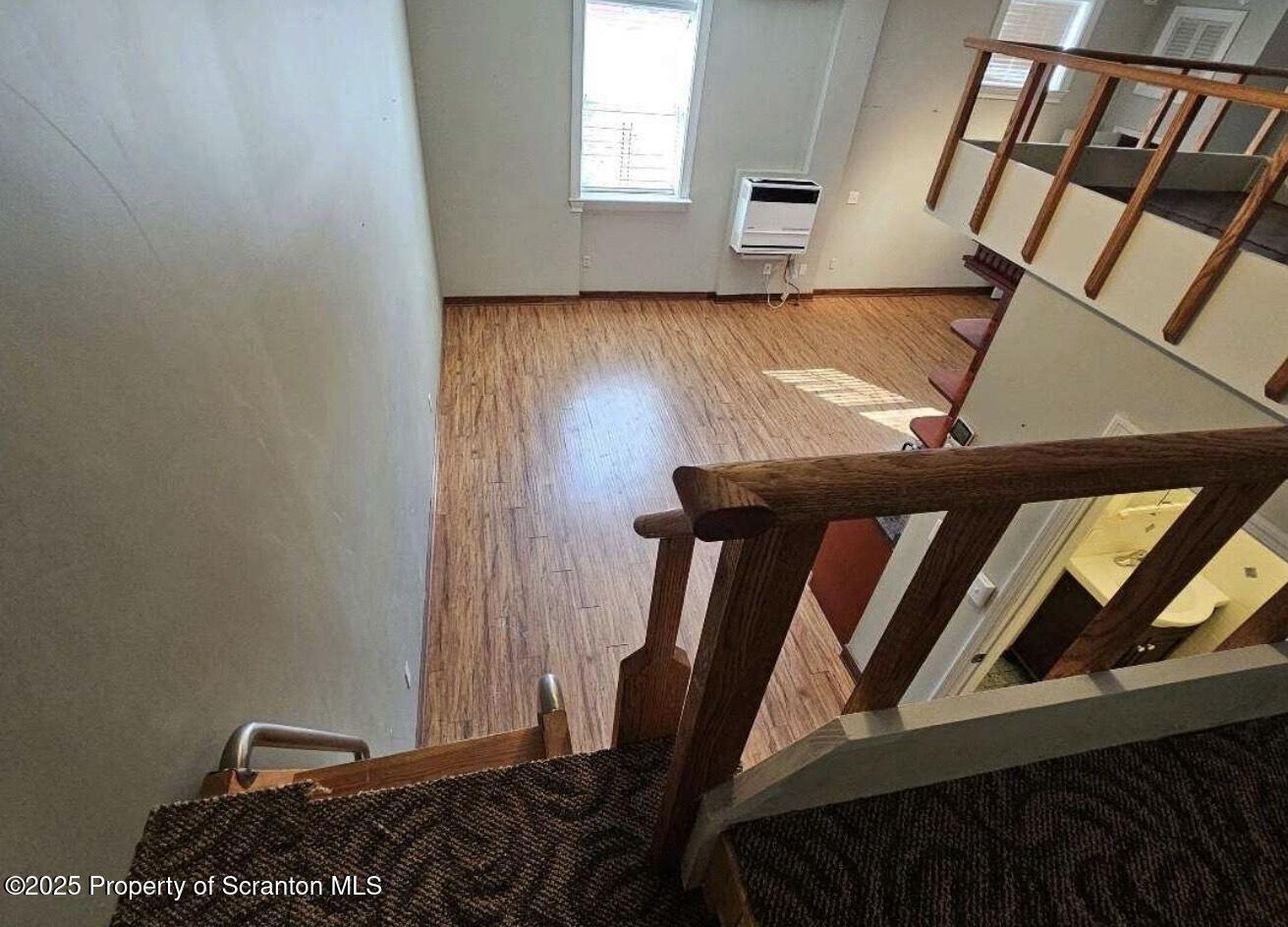 486 Hazle Street Unit: 5