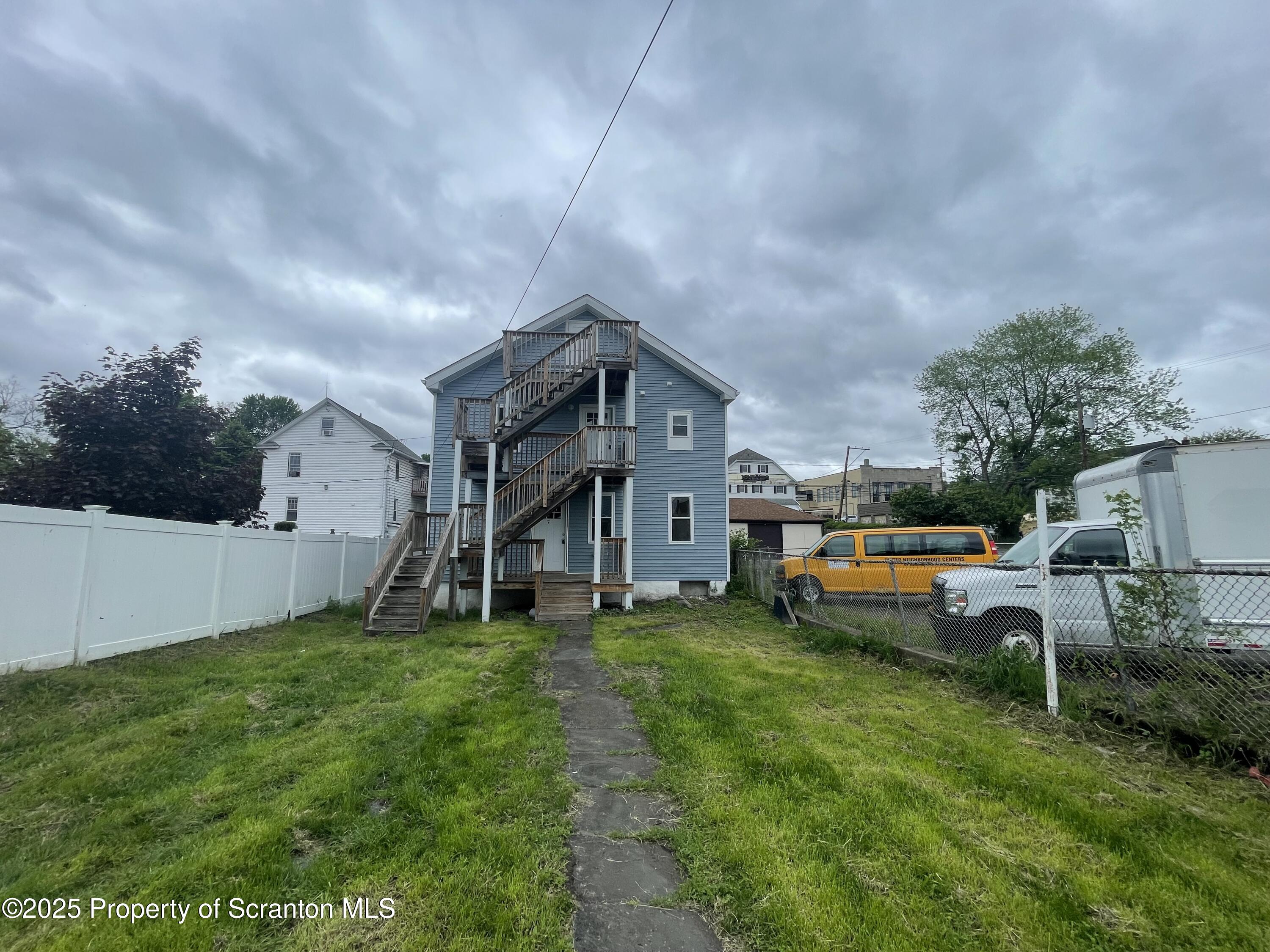 305 Willow Street