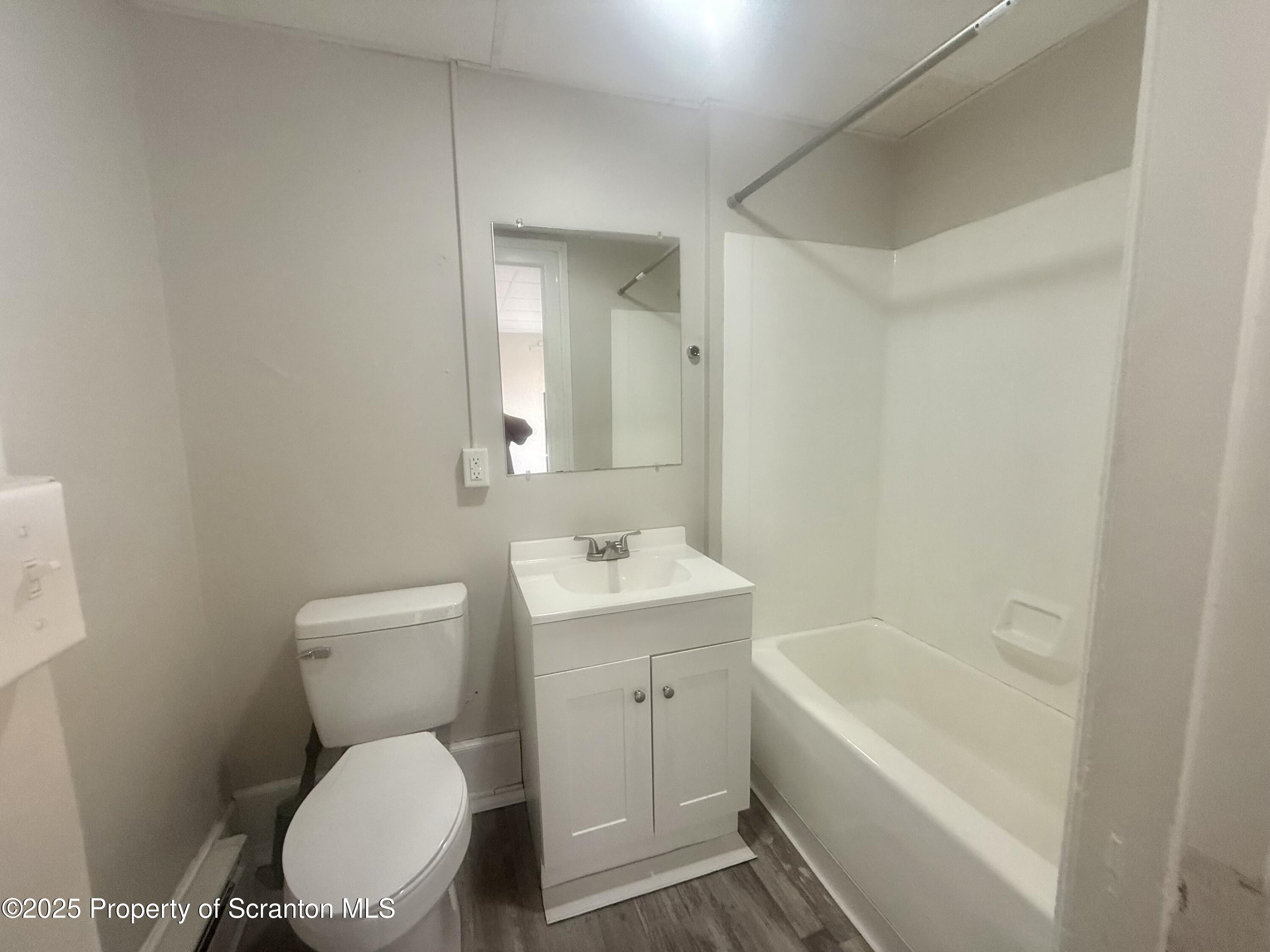 102 Deleware Avenue Unit: 3B