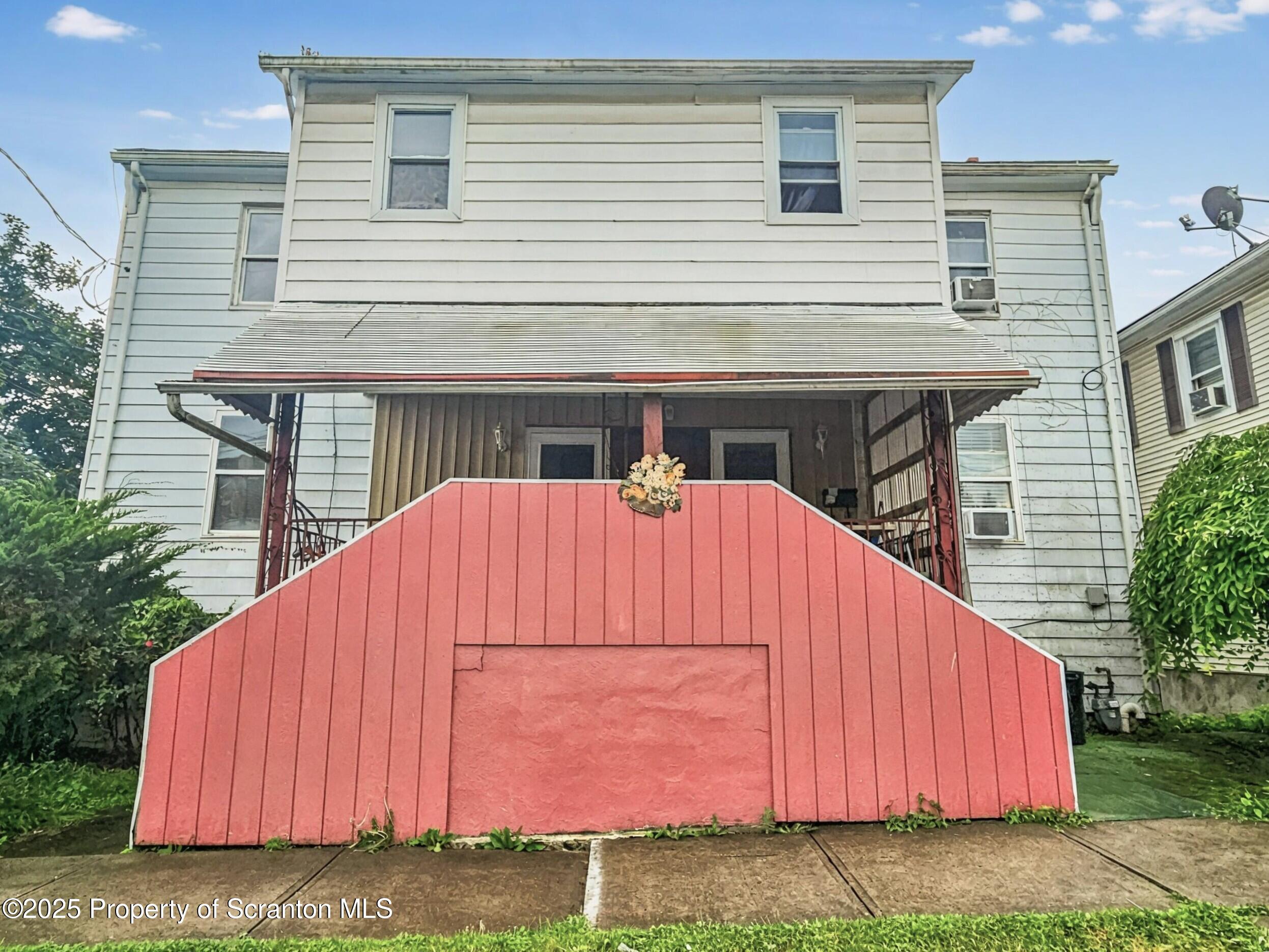 14 Kulp Avenue Unit: Front