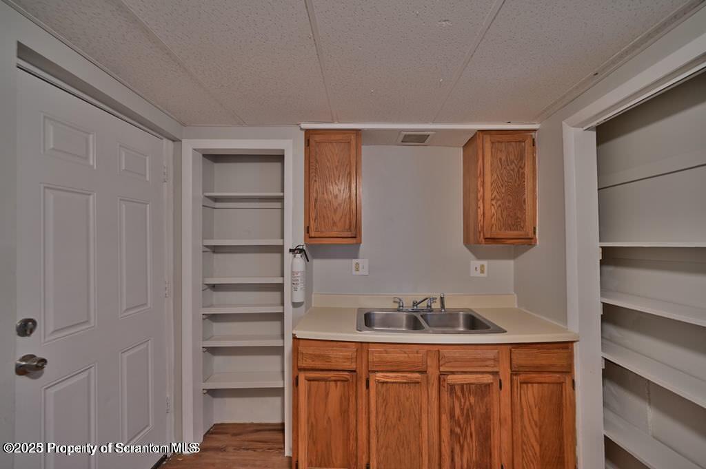 78 Kidder Street