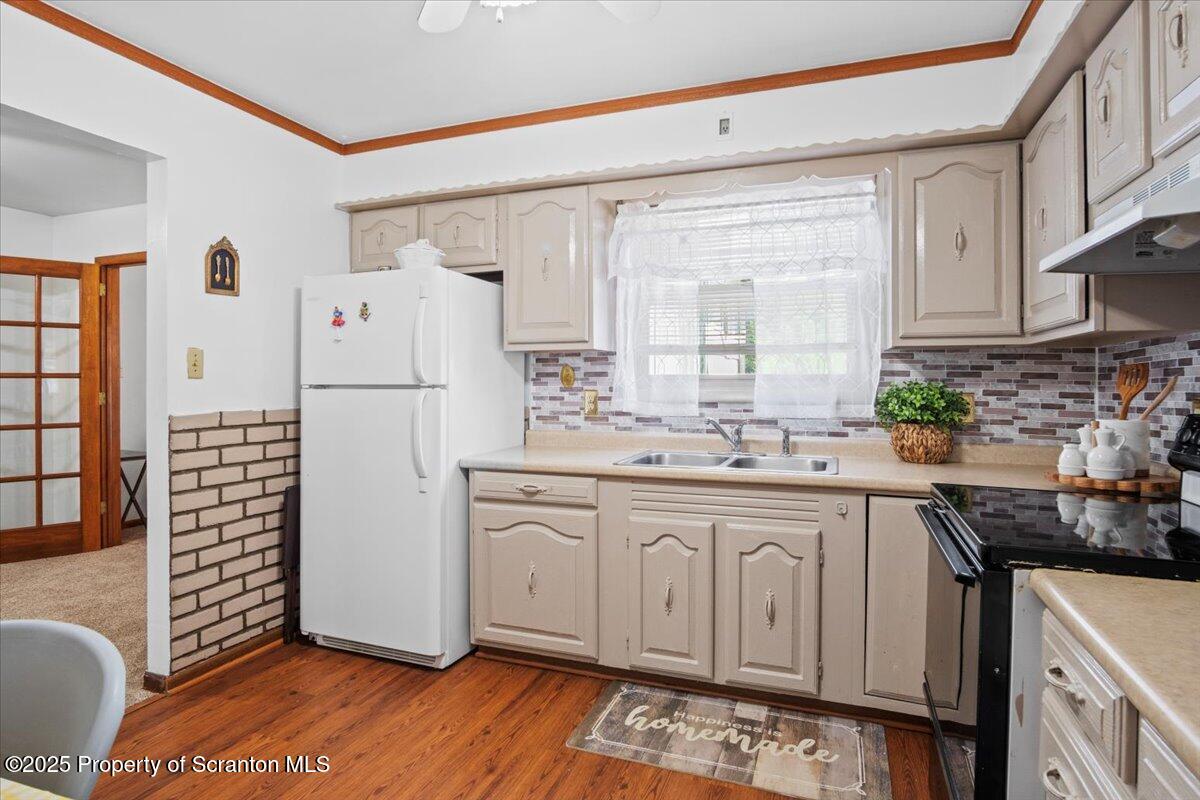 50 S Goodwin Avenue