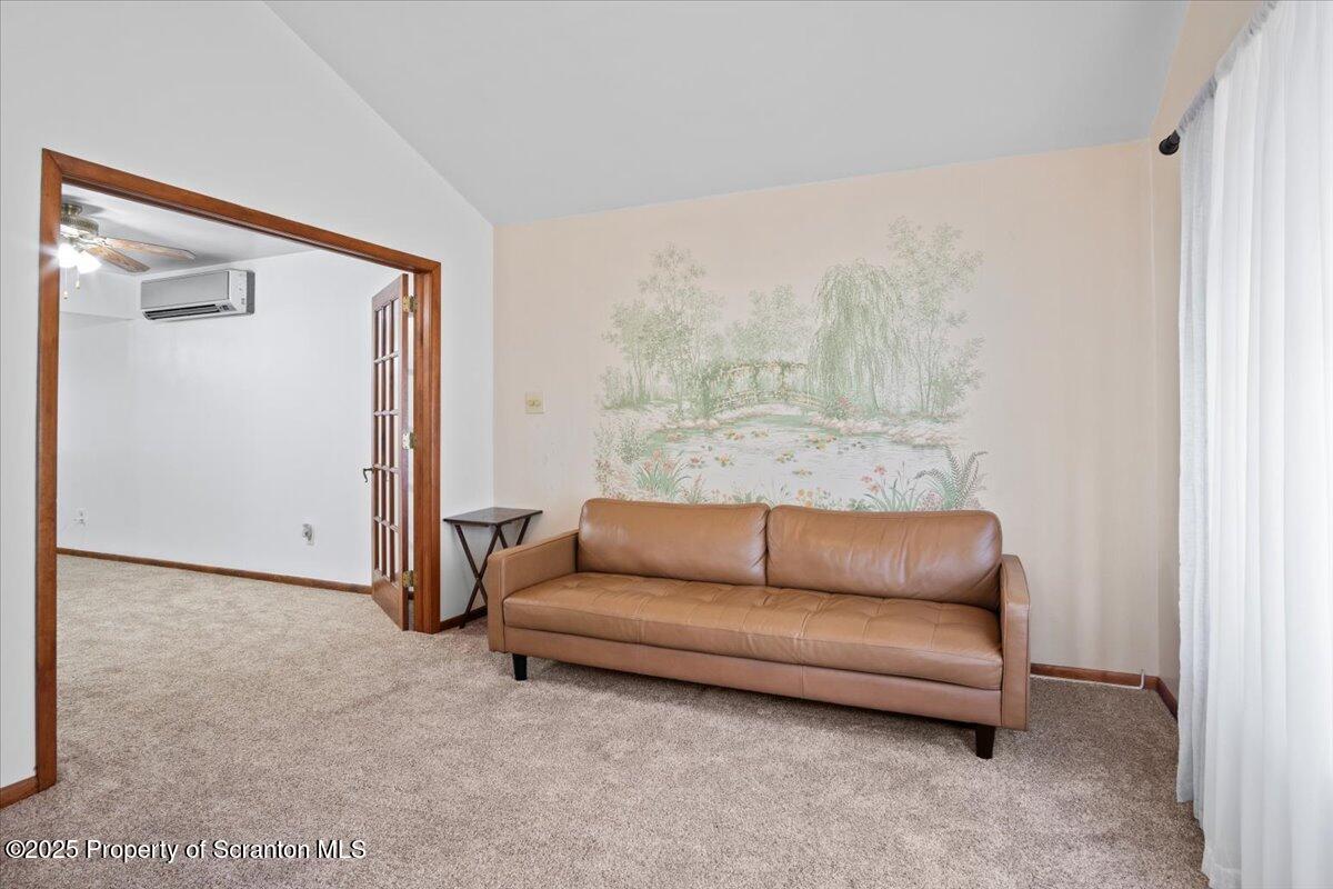 50 S Goodwin Avenue