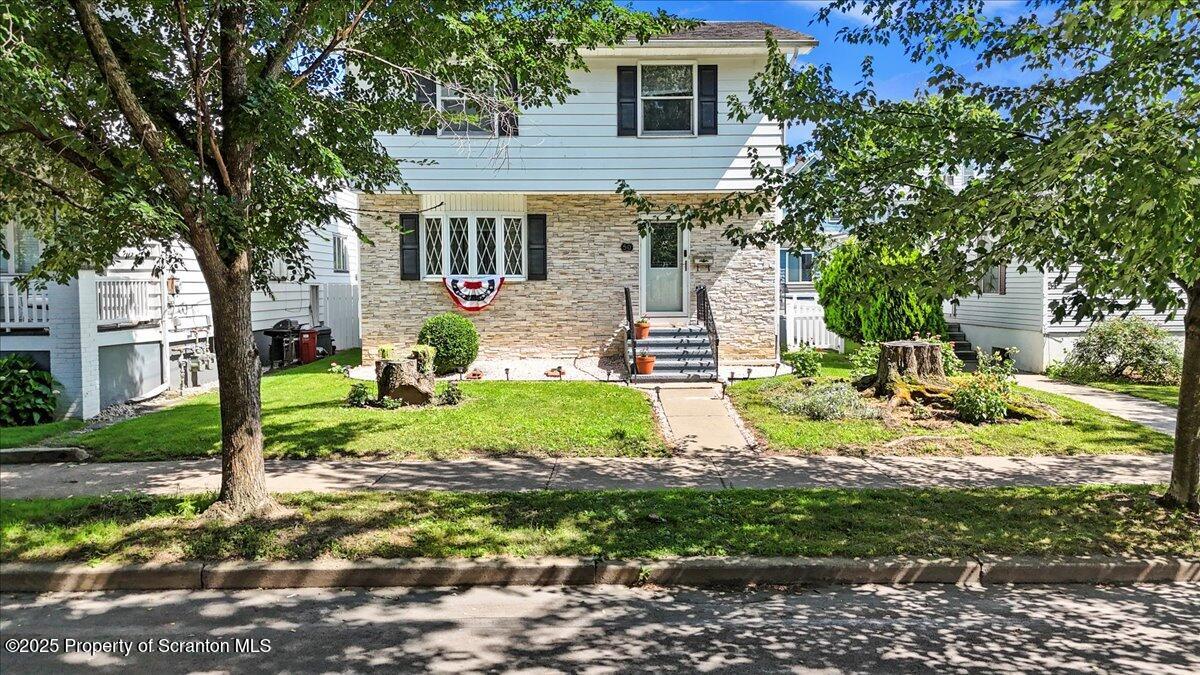 50 S Goodwin Avenue