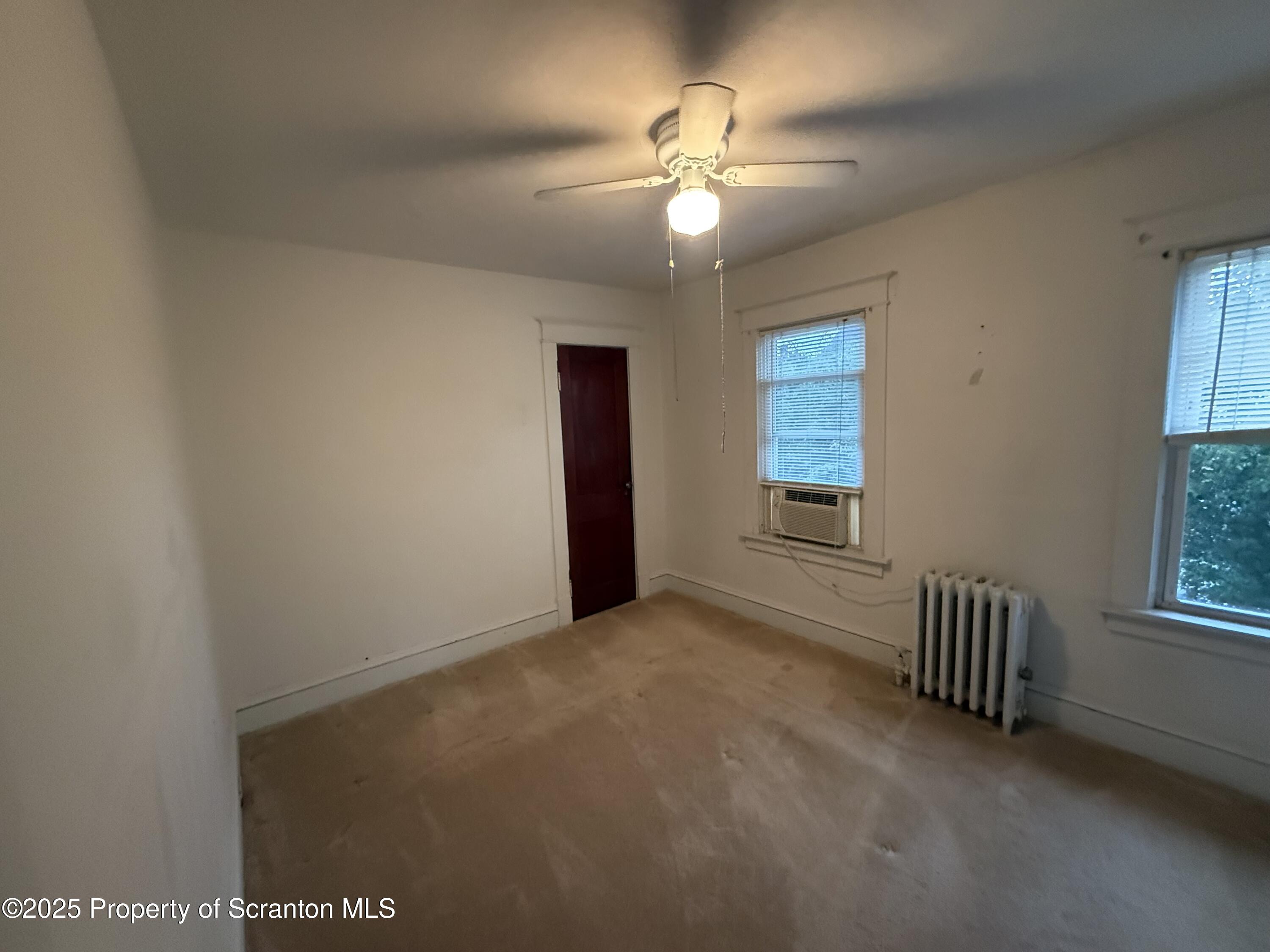 1906 Farr Street Unit: 2