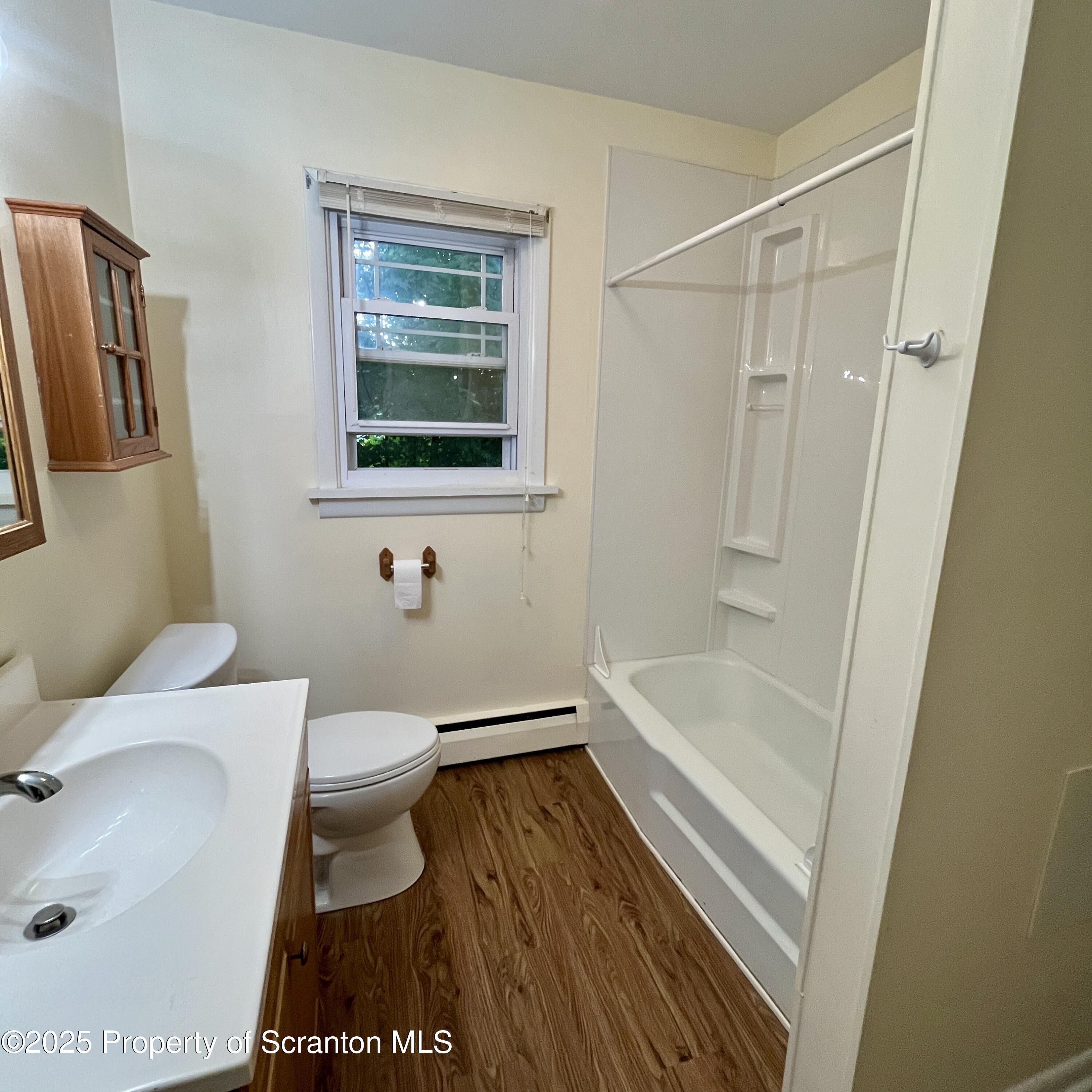 208 1st Street Unit: 1
