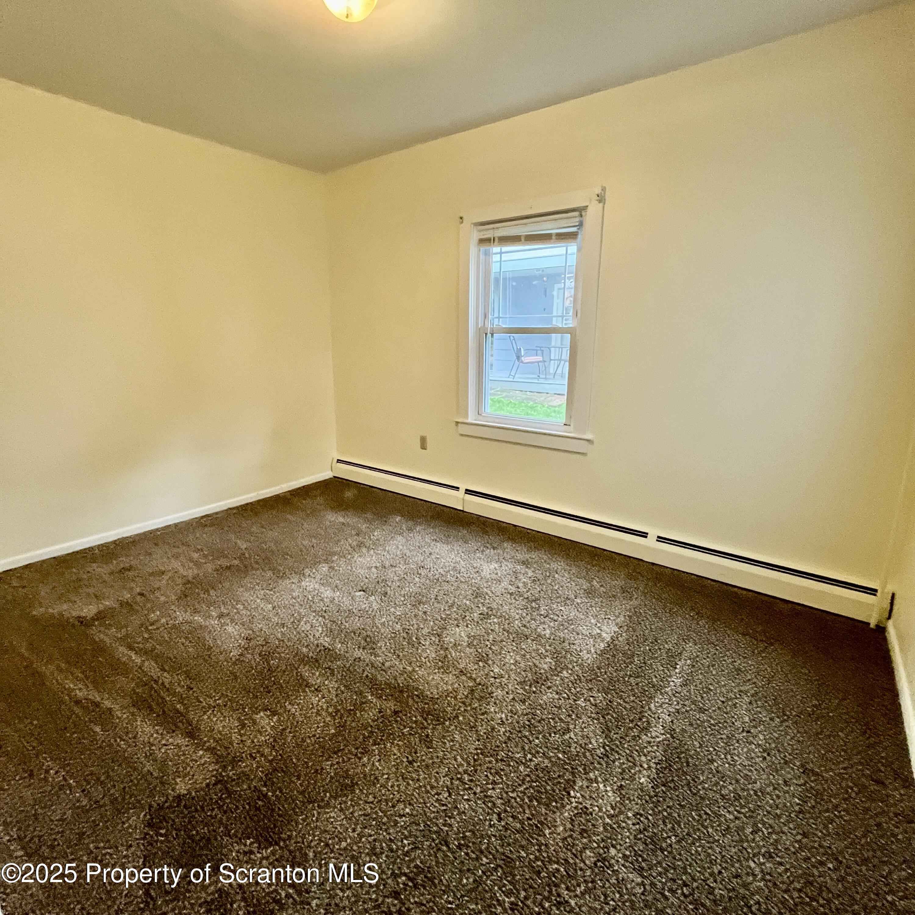 208 1st Street Unit: 1
