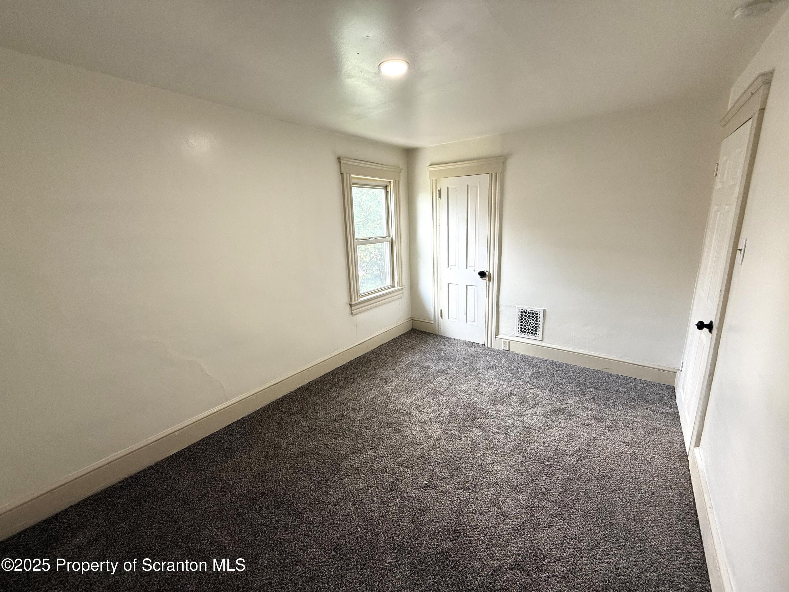 85 Tripp Street