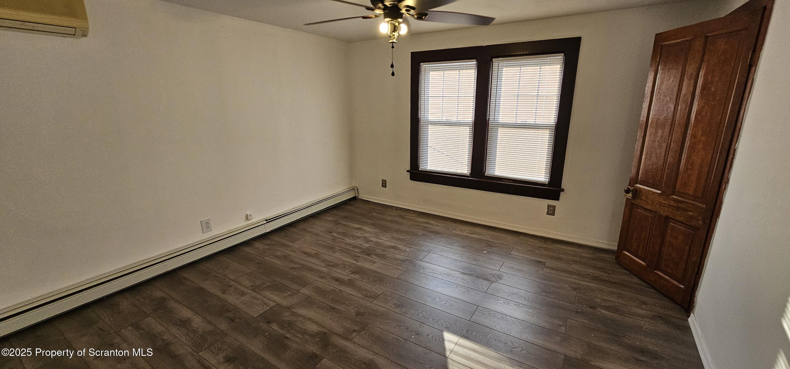 228 2nd Street