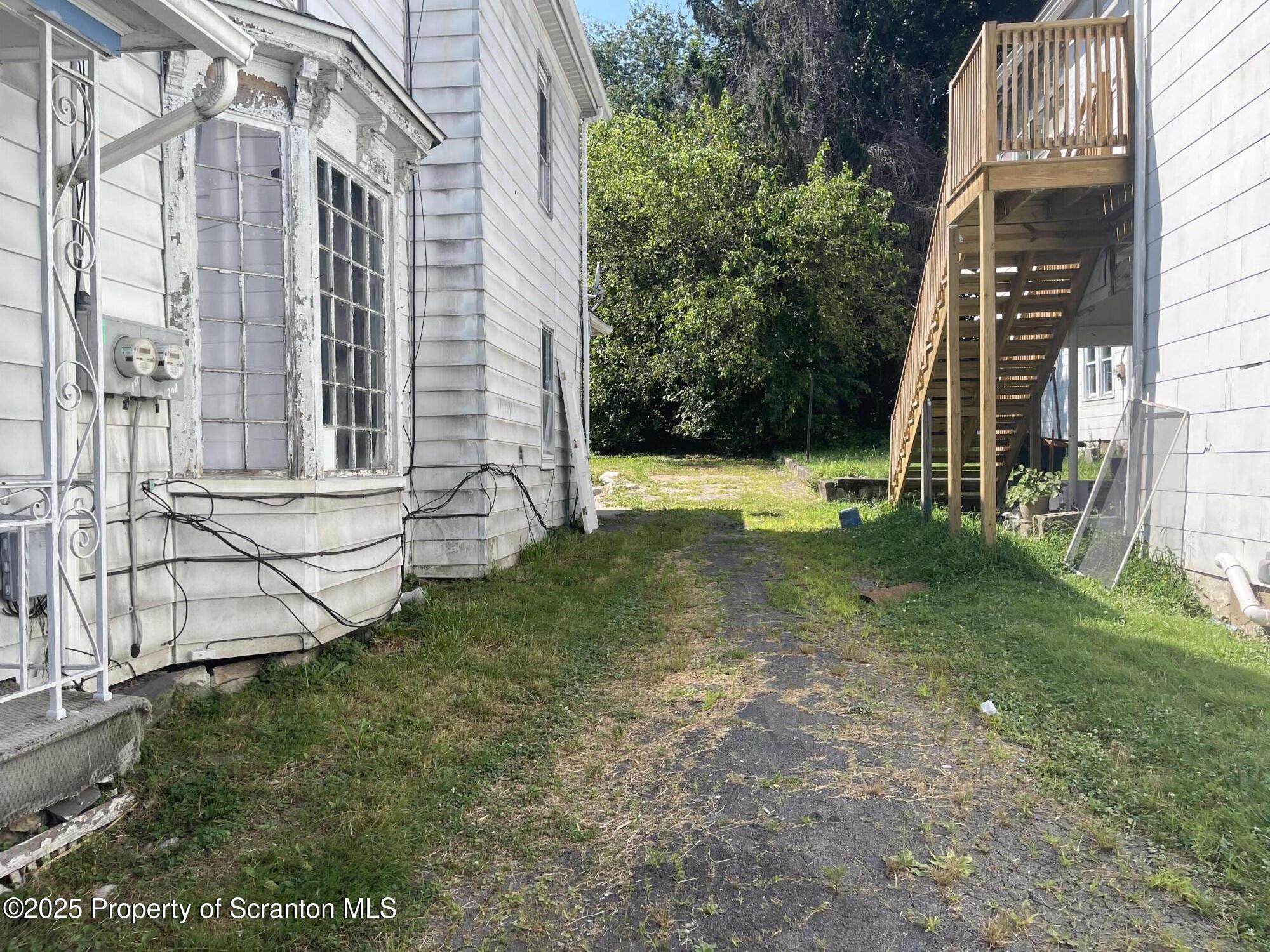 1729 Church Avenue Unit: 2