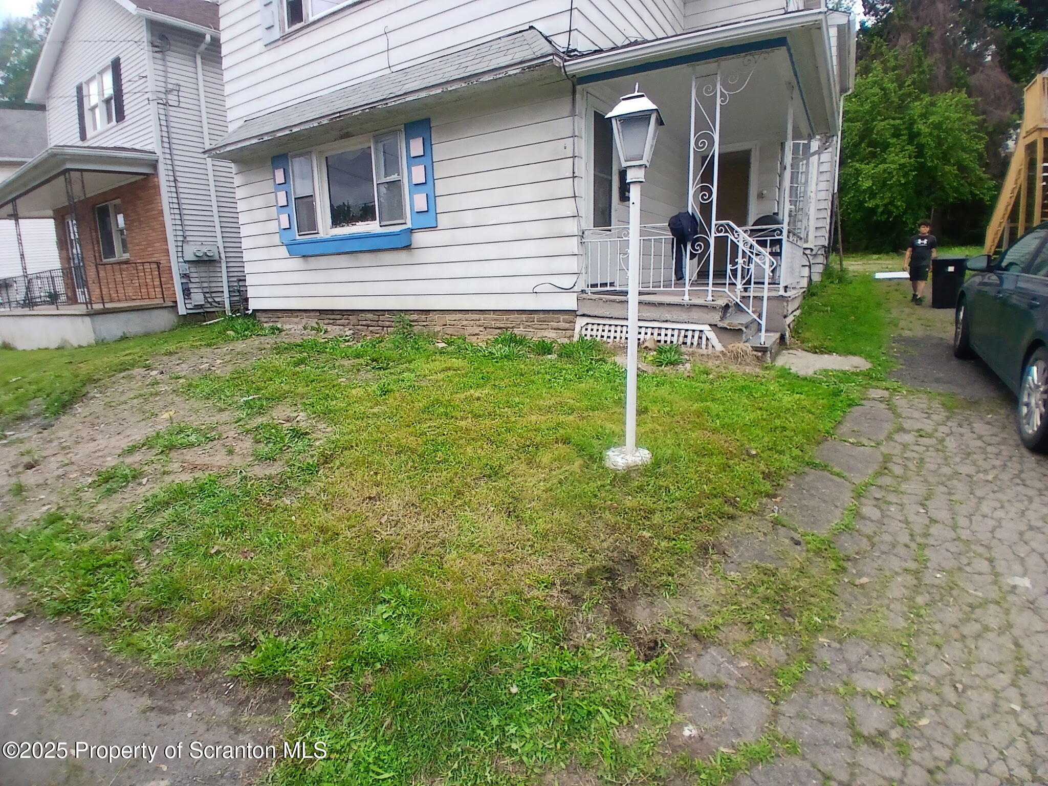 1729 Church Avenue Unit: 2