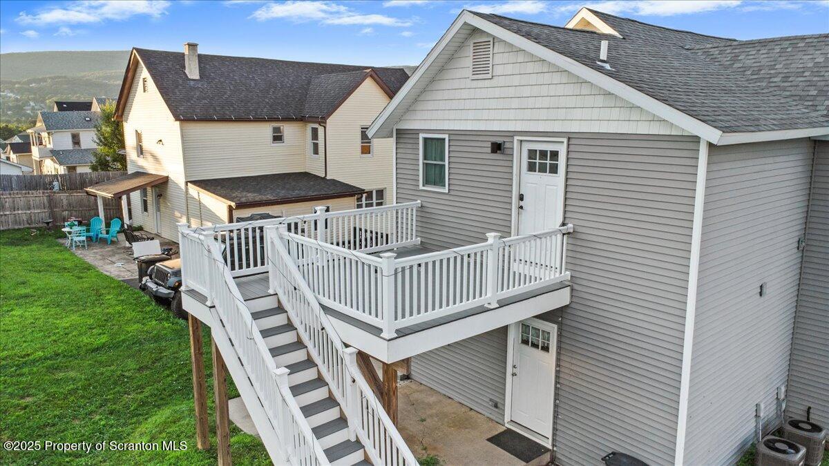 127 W Line Street