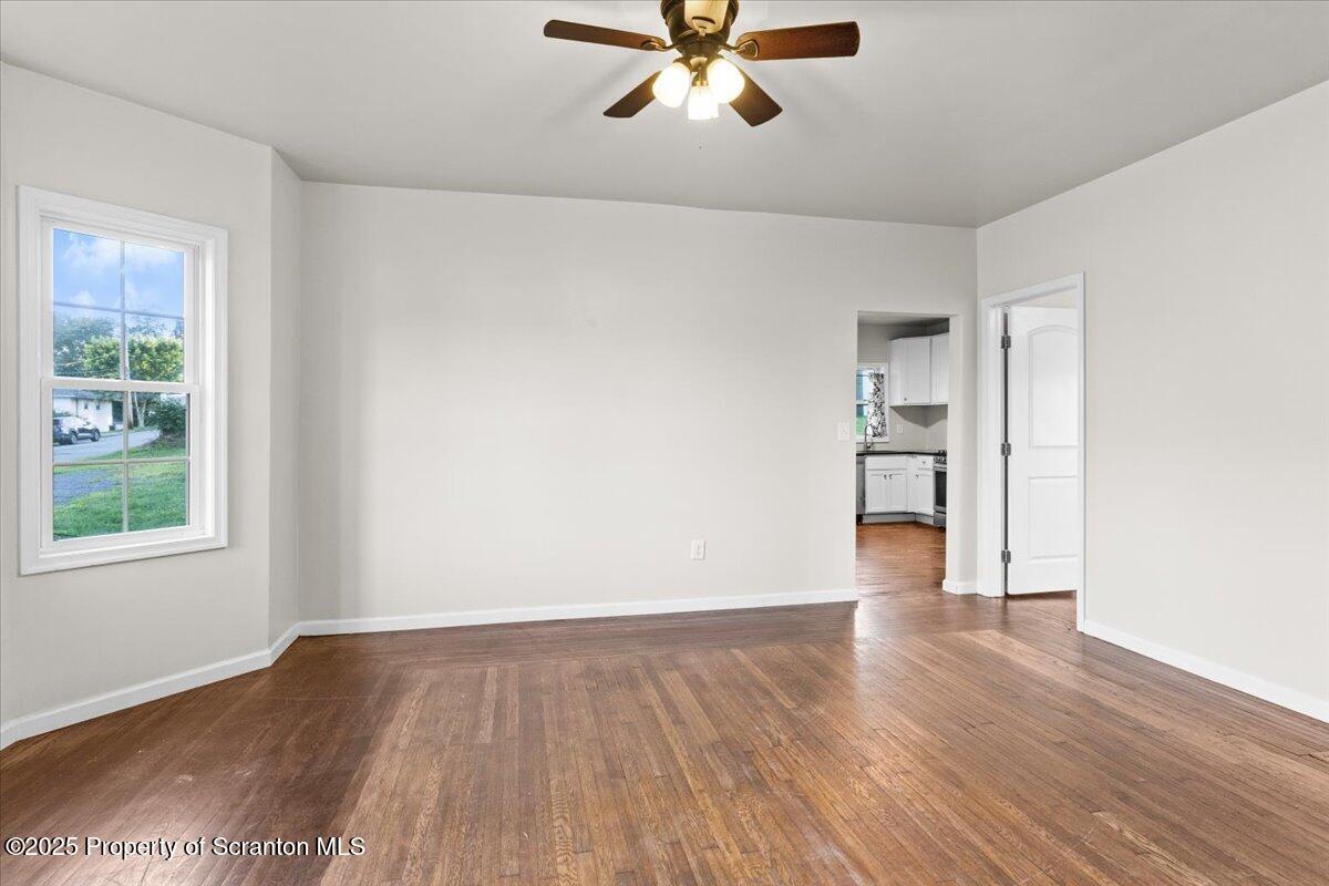 127 W Line Street