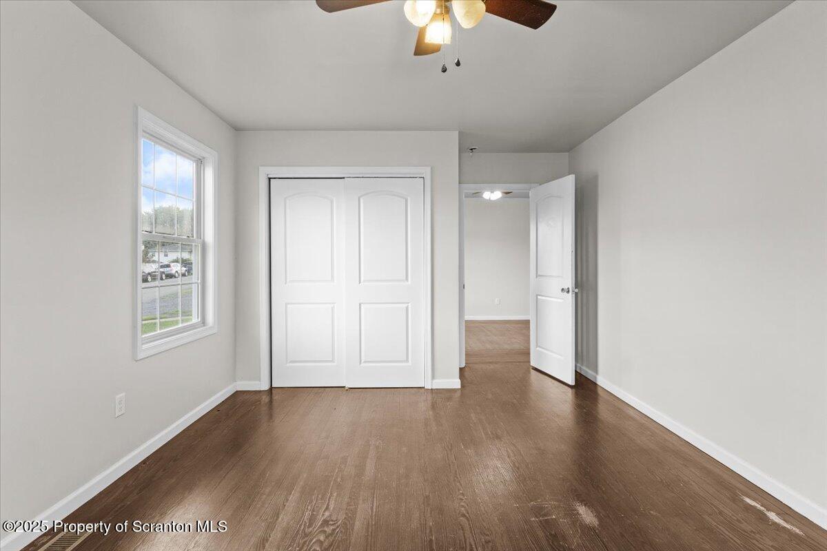 127 W Line Street