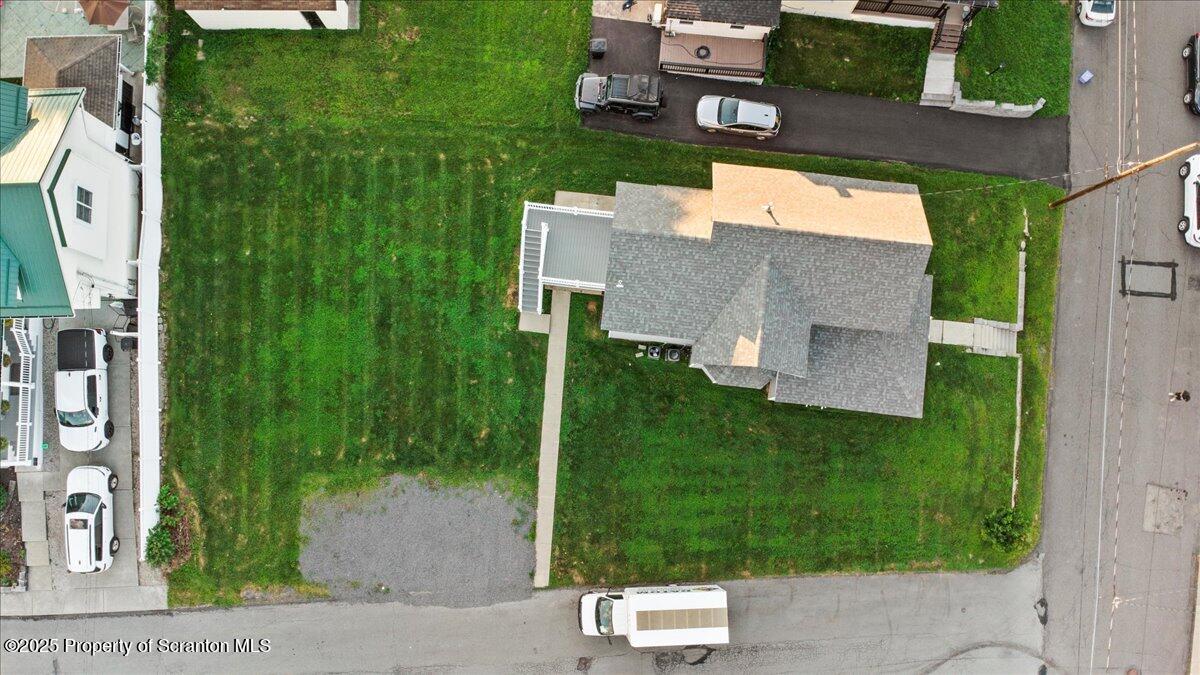 127 W Line Street