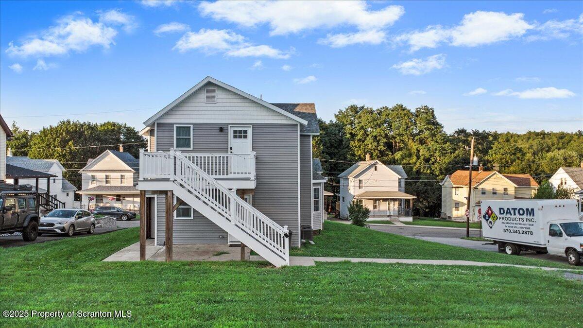 127 W Line Street