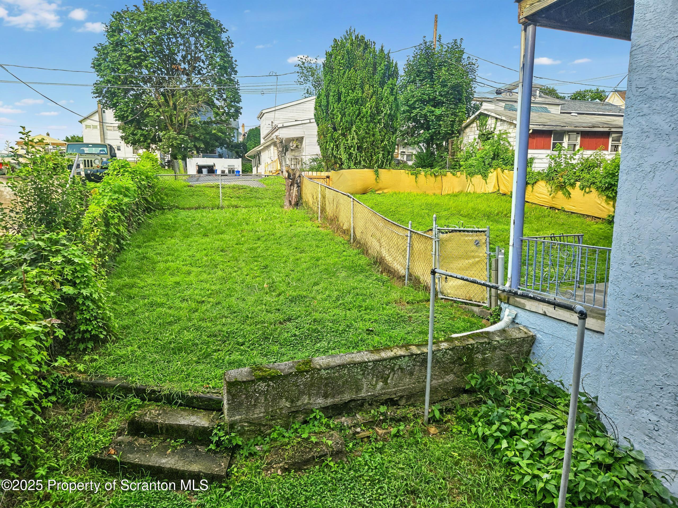 28 E Columbus Avenue Unit: Left