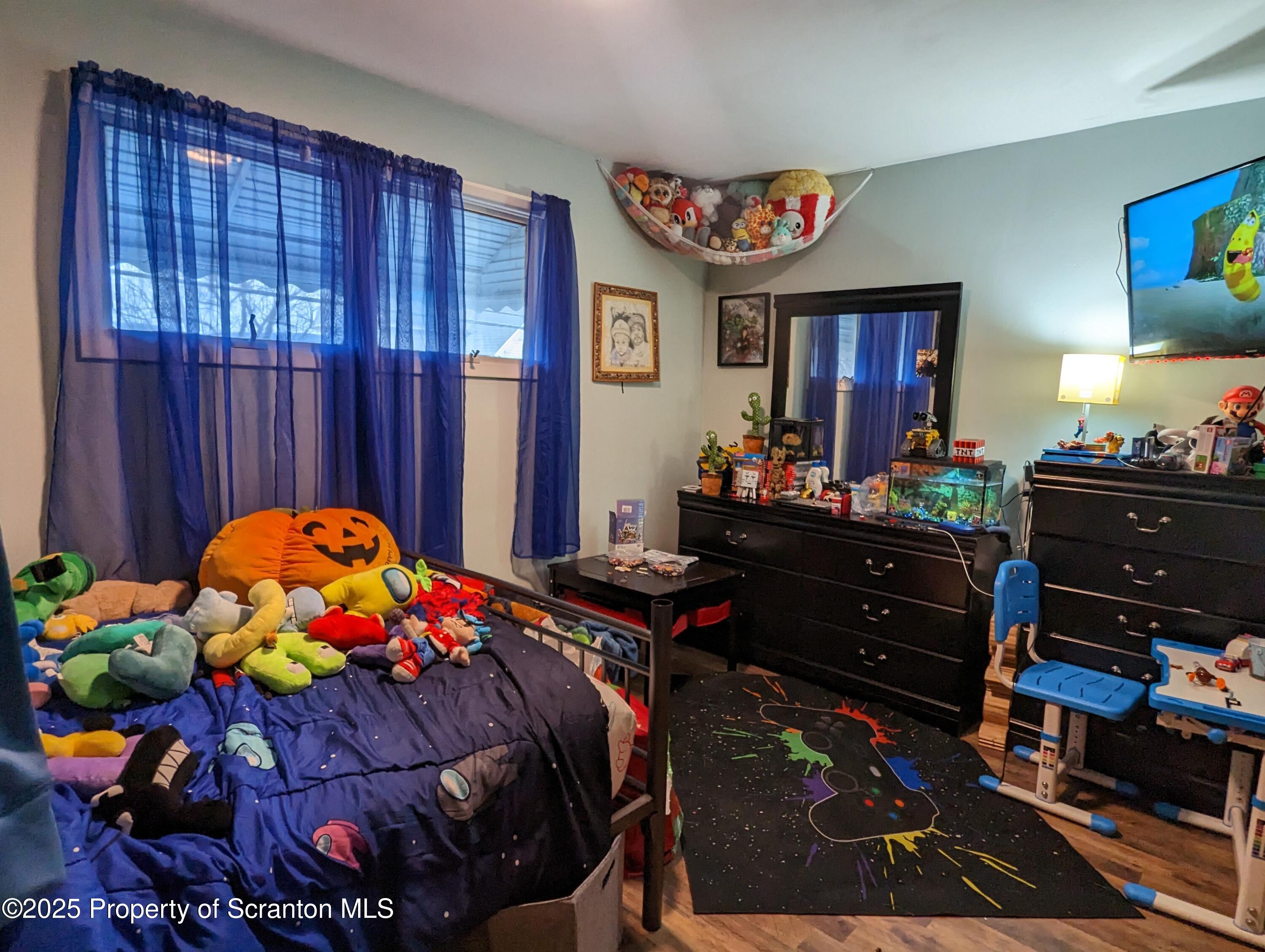 414 Orchard Street Unit: Rear