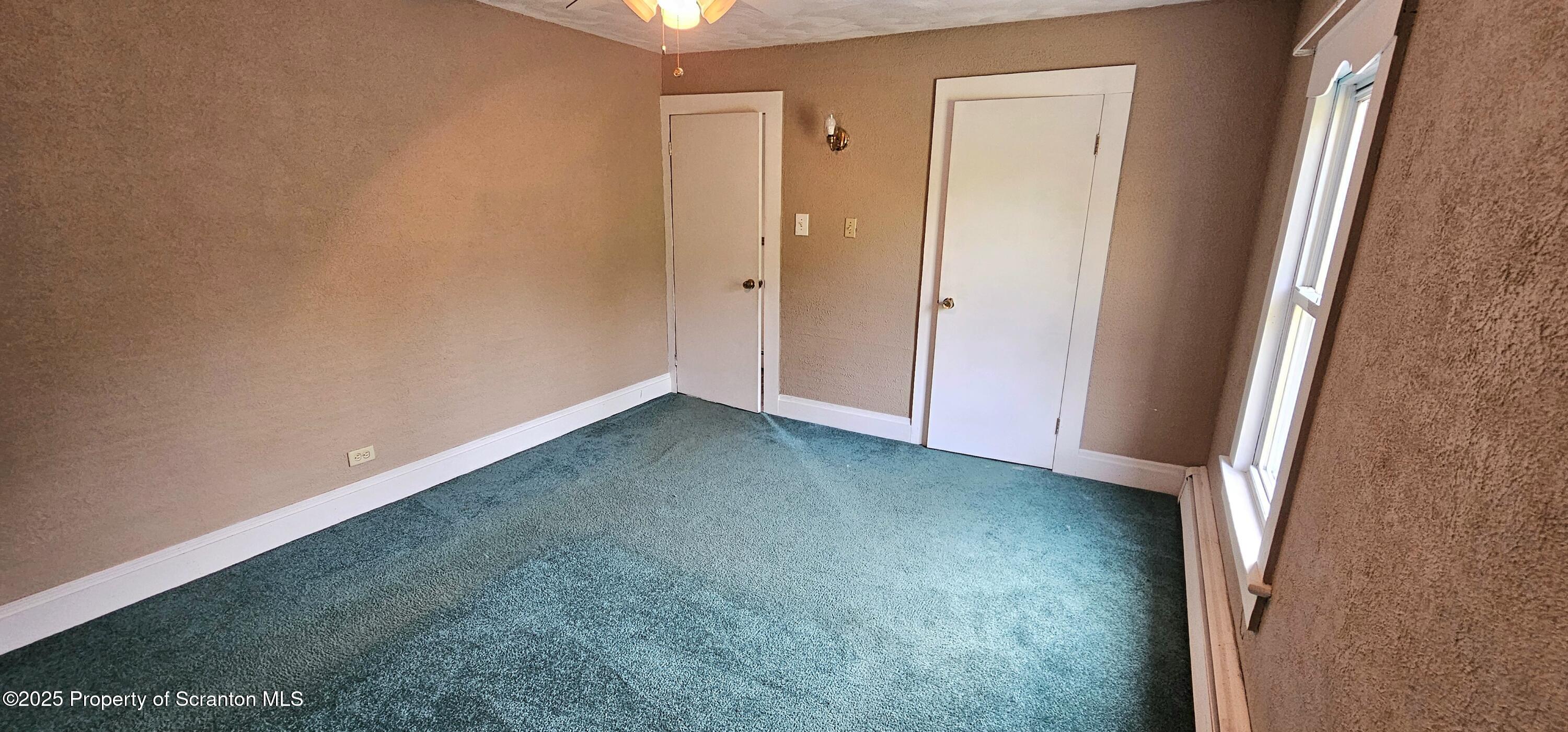 608 S Valley Avenue Unit: Apt B