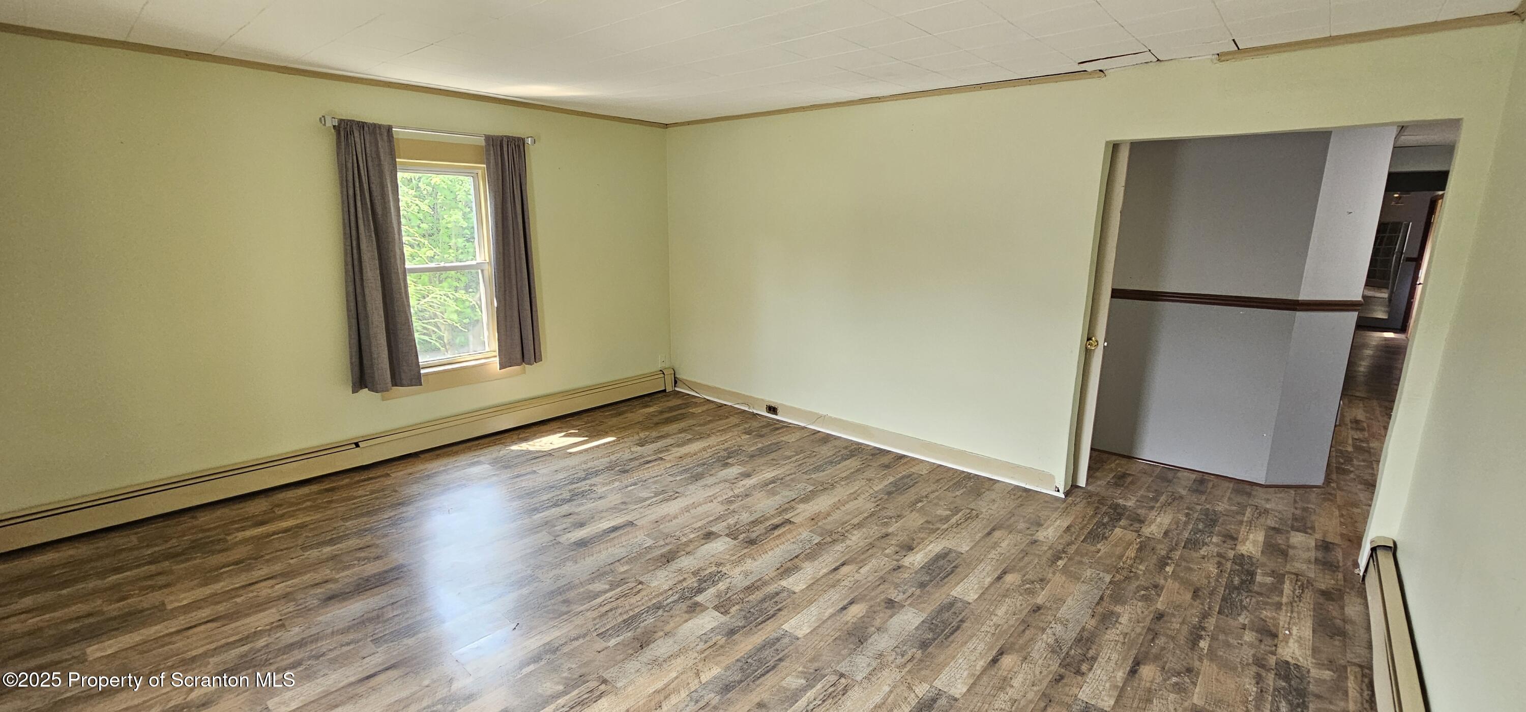 608 S Valley Avenue Unit: Apt B