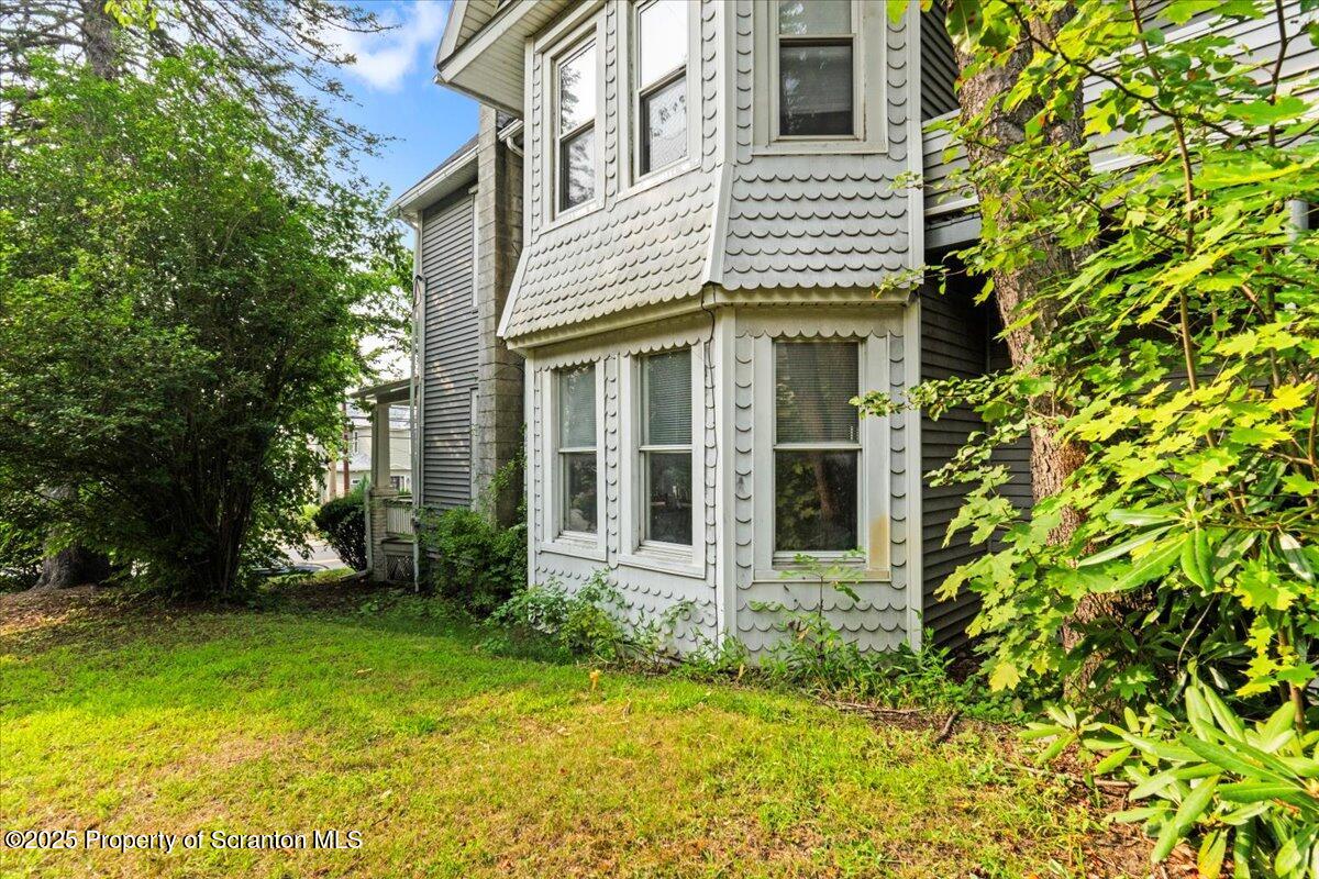 926 Main Street