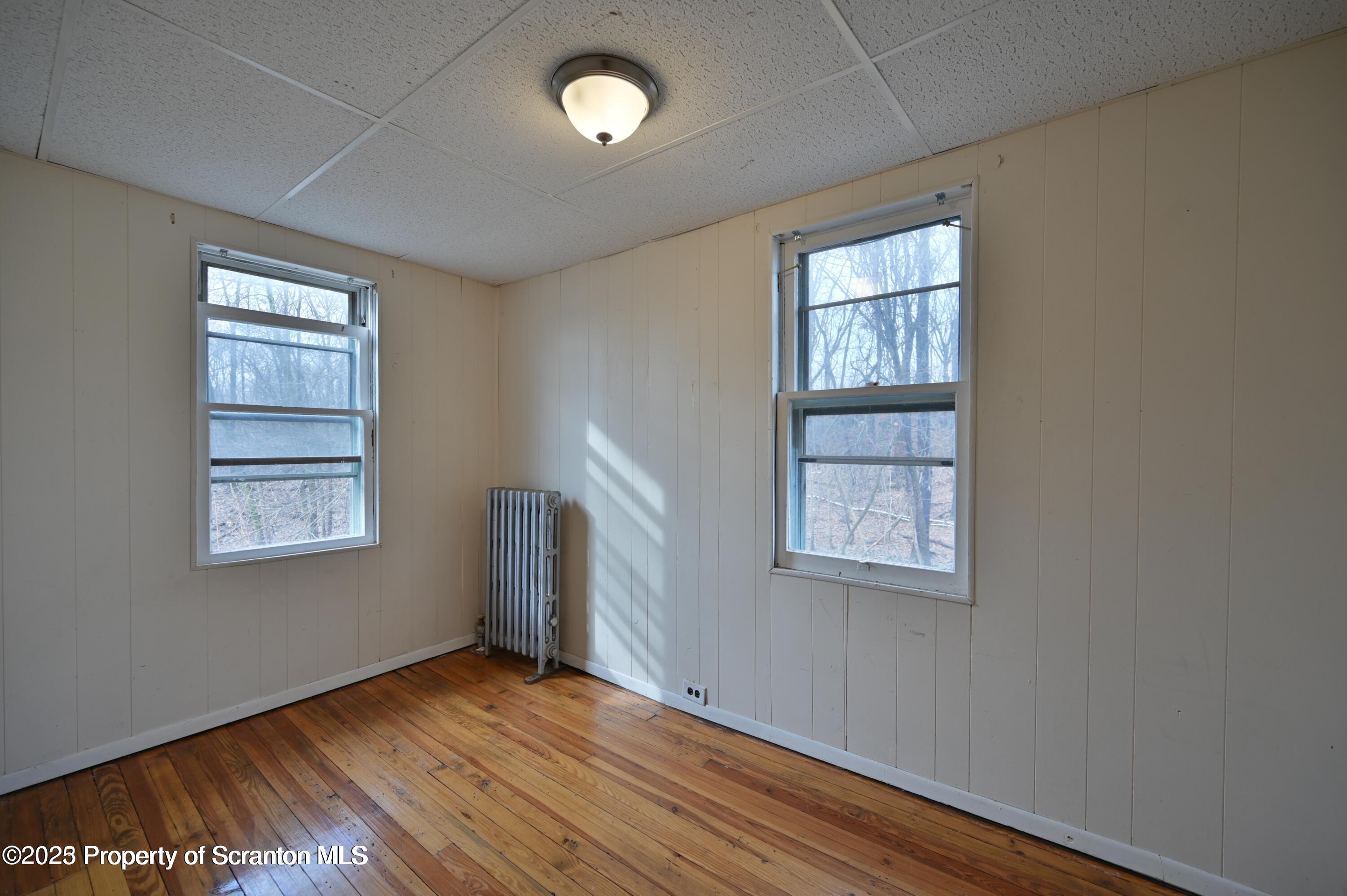 1309 Wood (RIGHT SIDE)