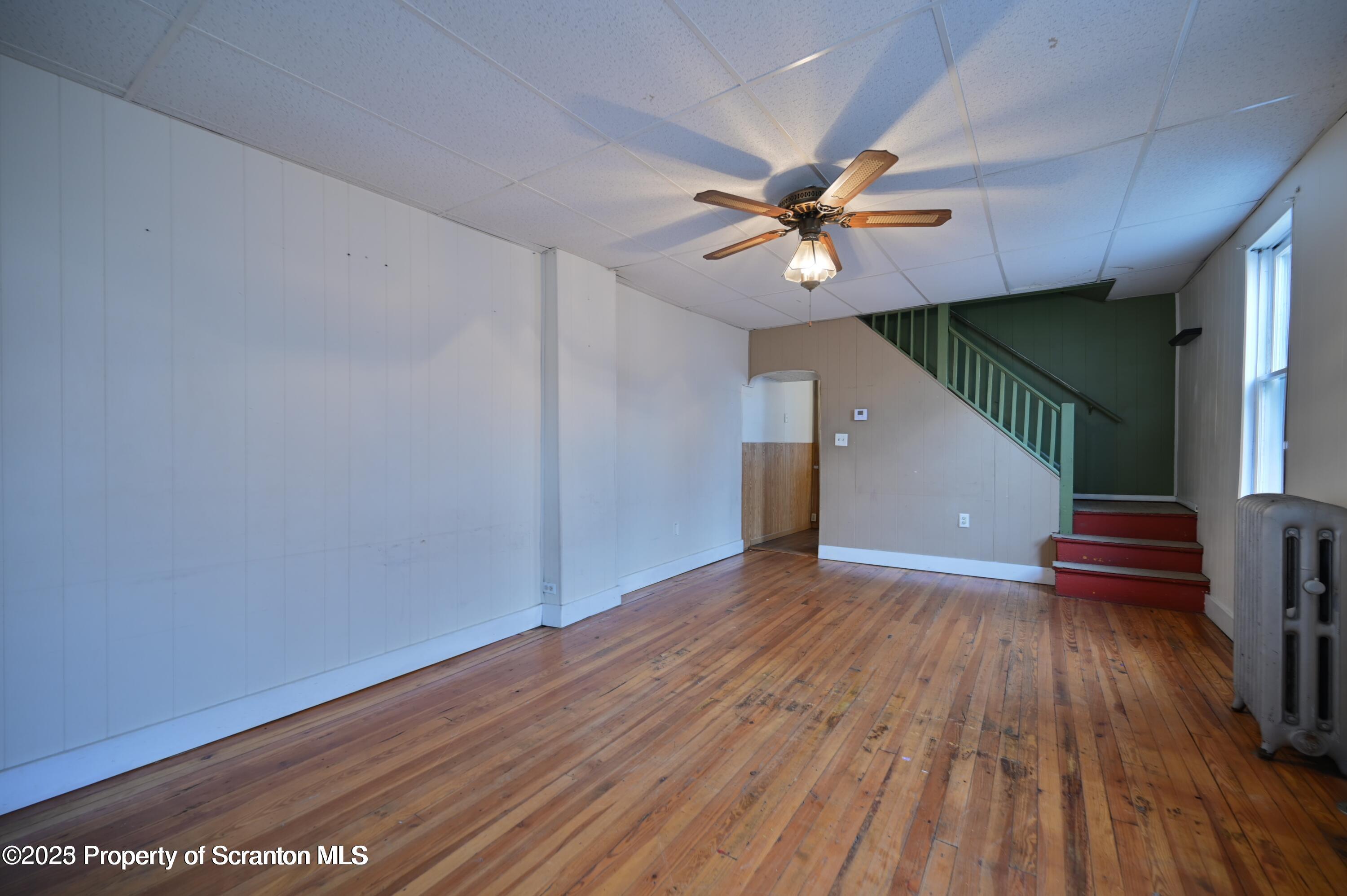 1309 Wood (RIGHT SIDE)