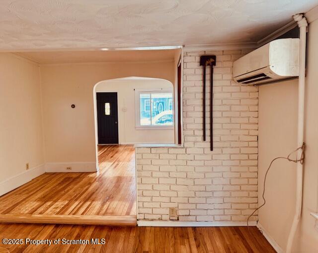 319 Dolph Street Unit: 319