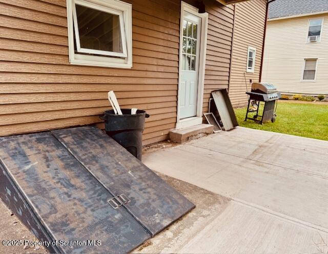 241 Laurel Street Unit: L 21