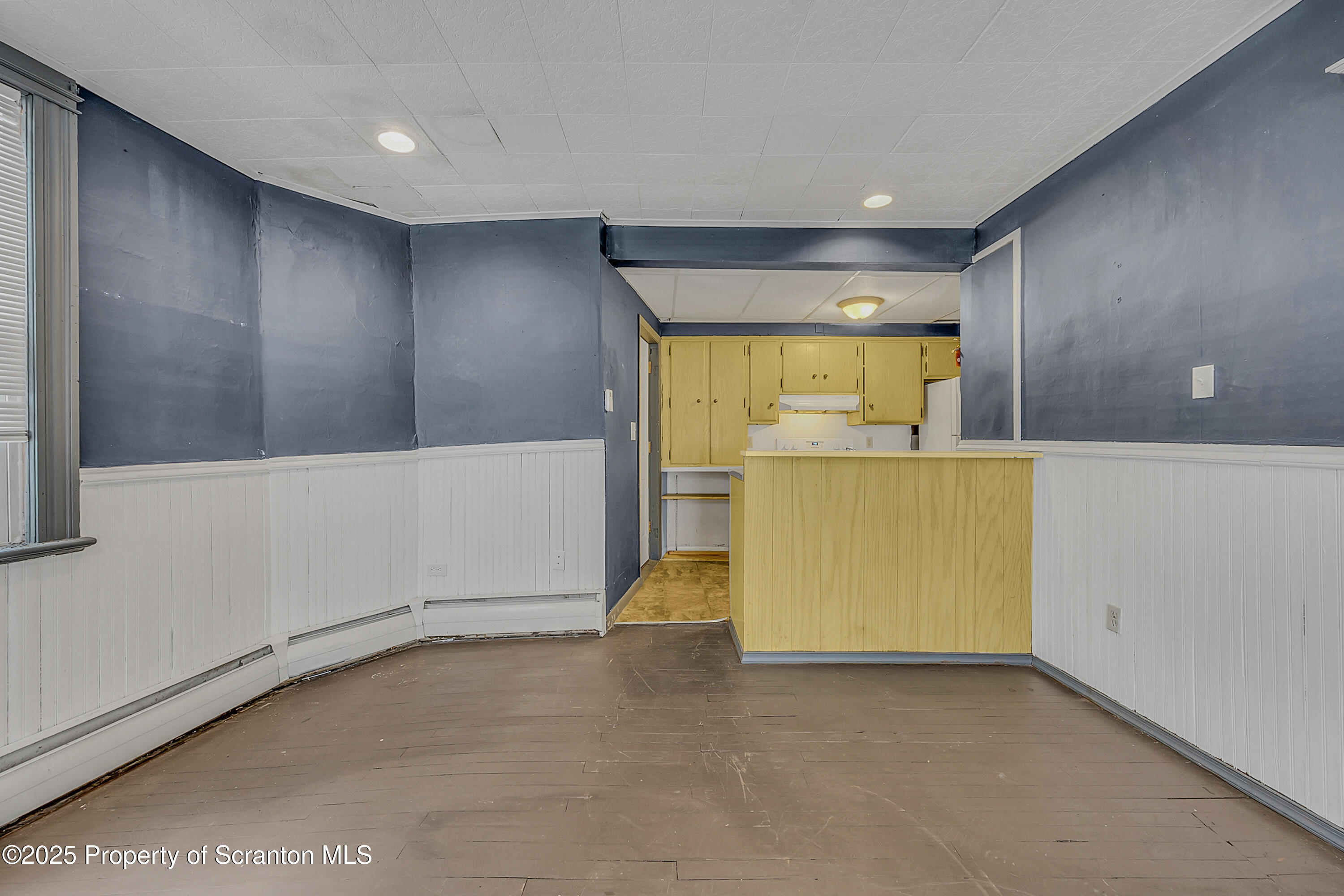 1202 Main St. Street