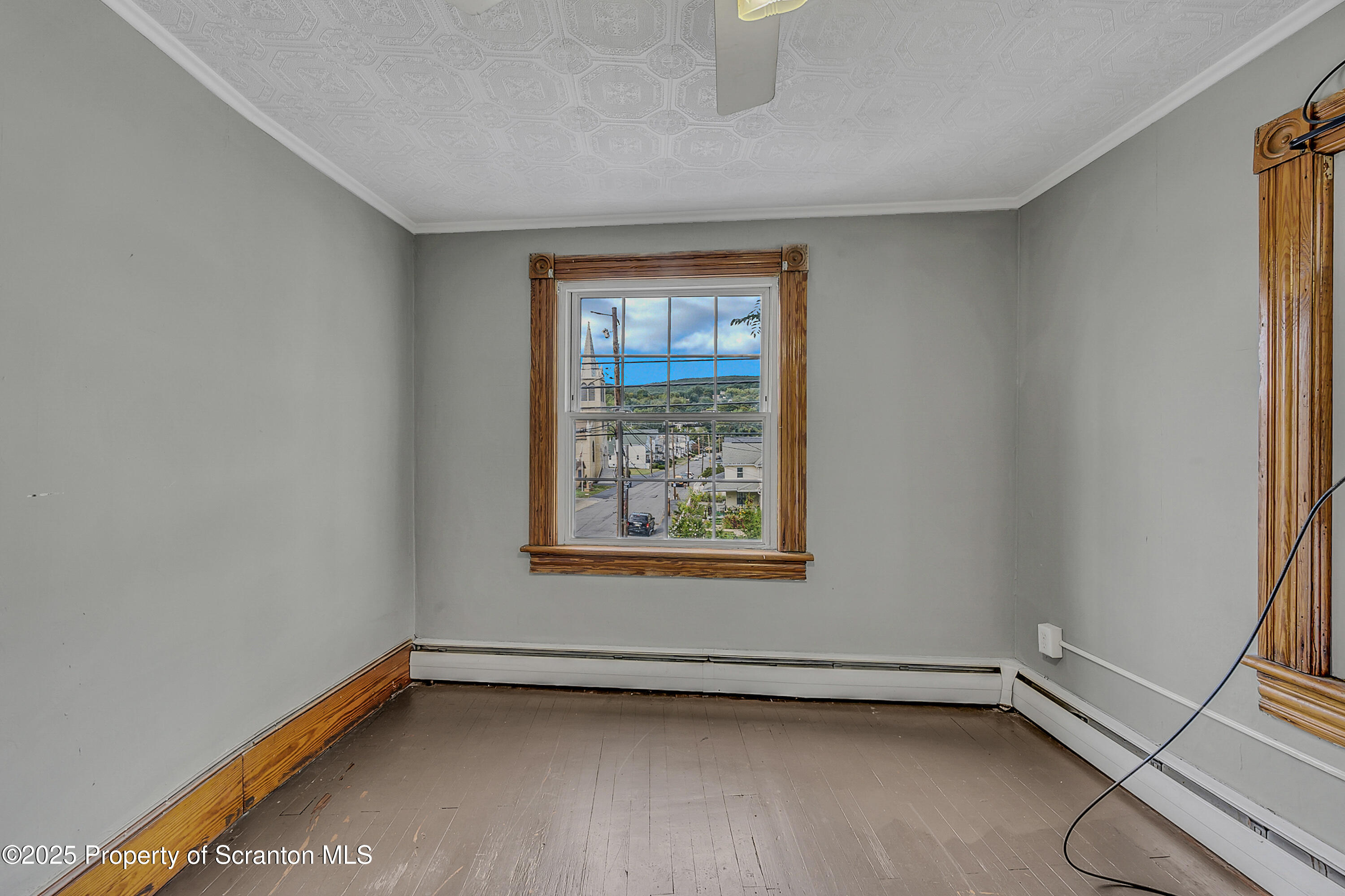 1202 Main St. Street