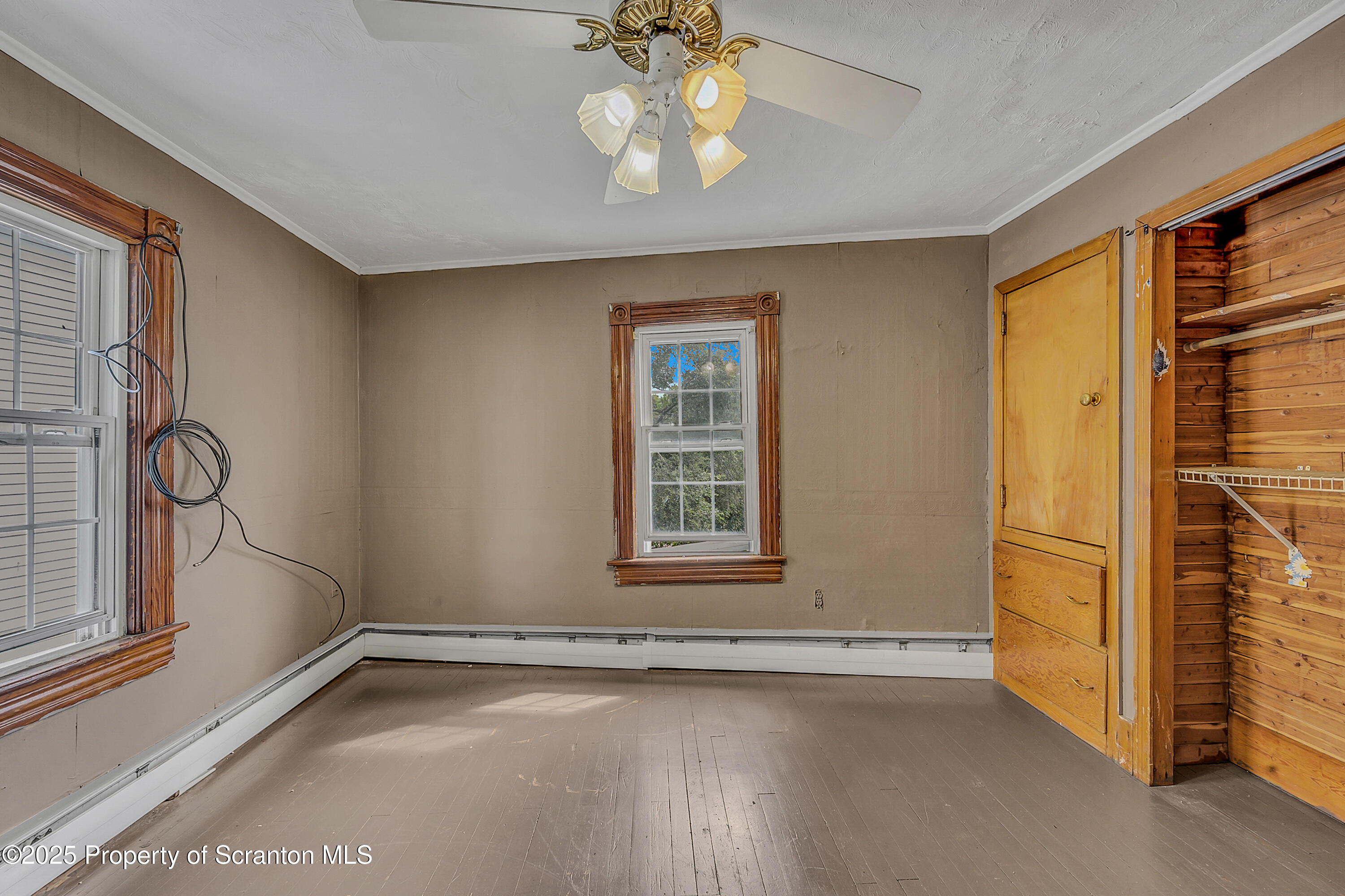 1202 Main St. Street