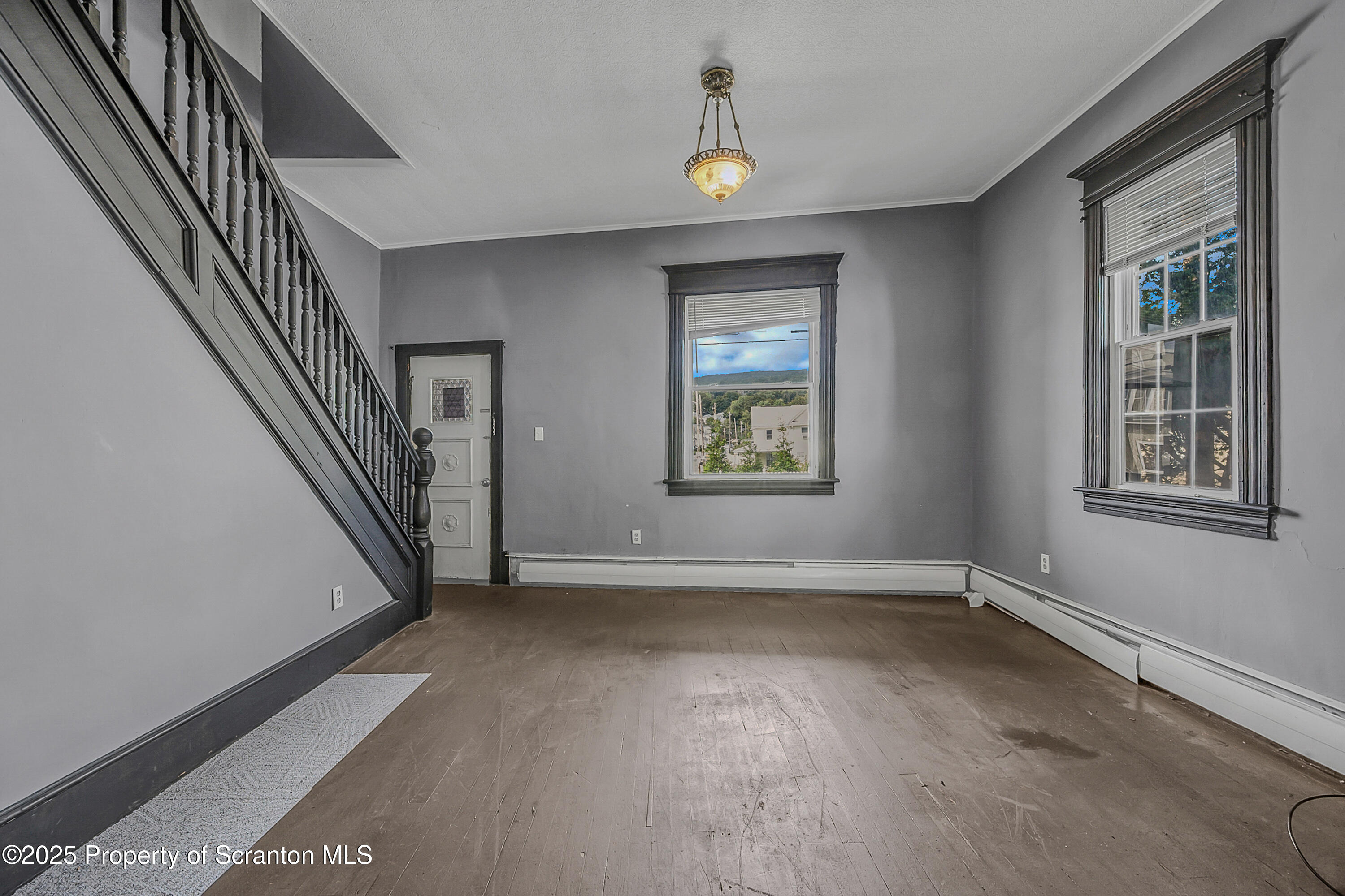 1202 Main St. Street