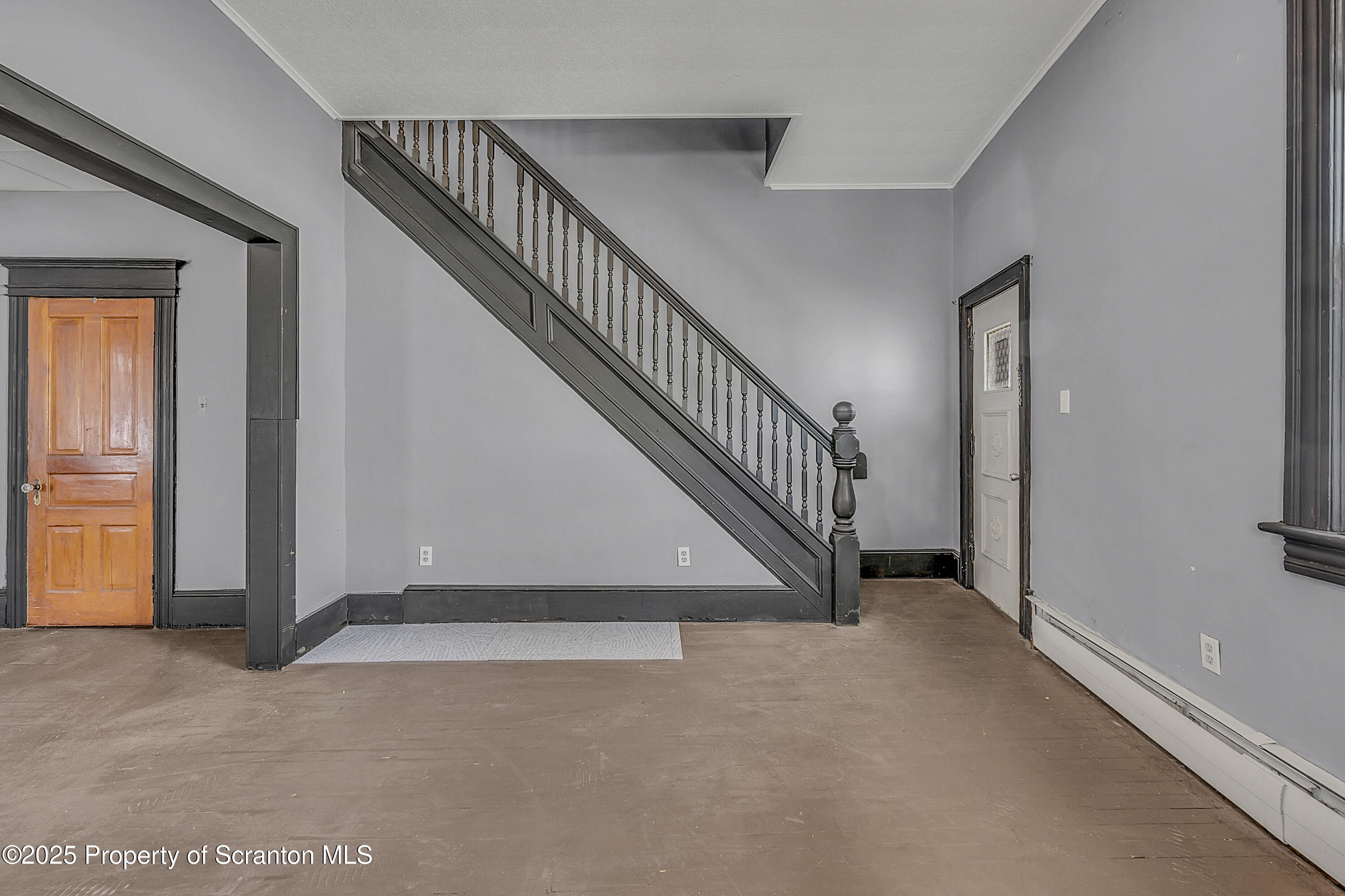 1202 Main St. Street