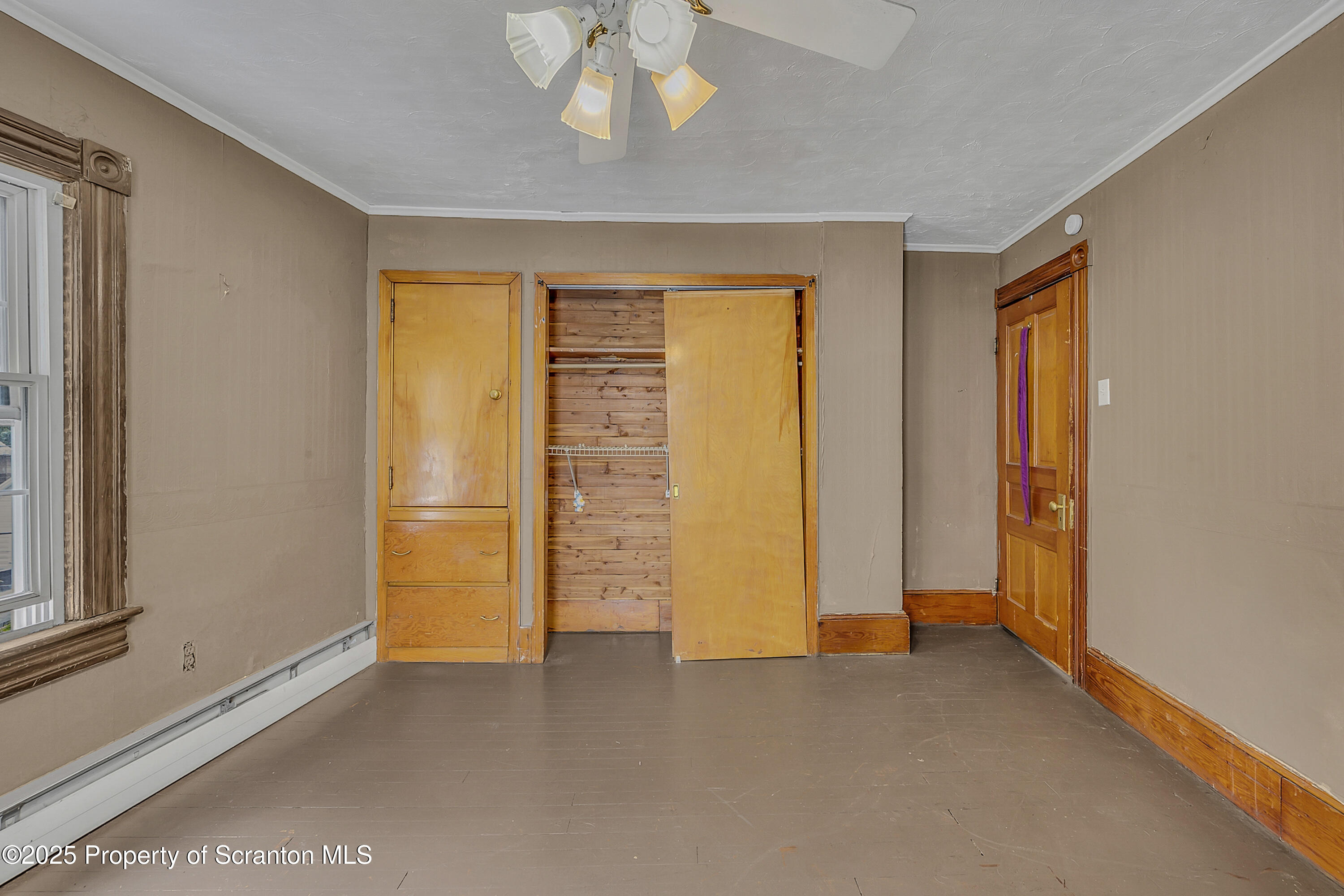 1202 Main St. Street