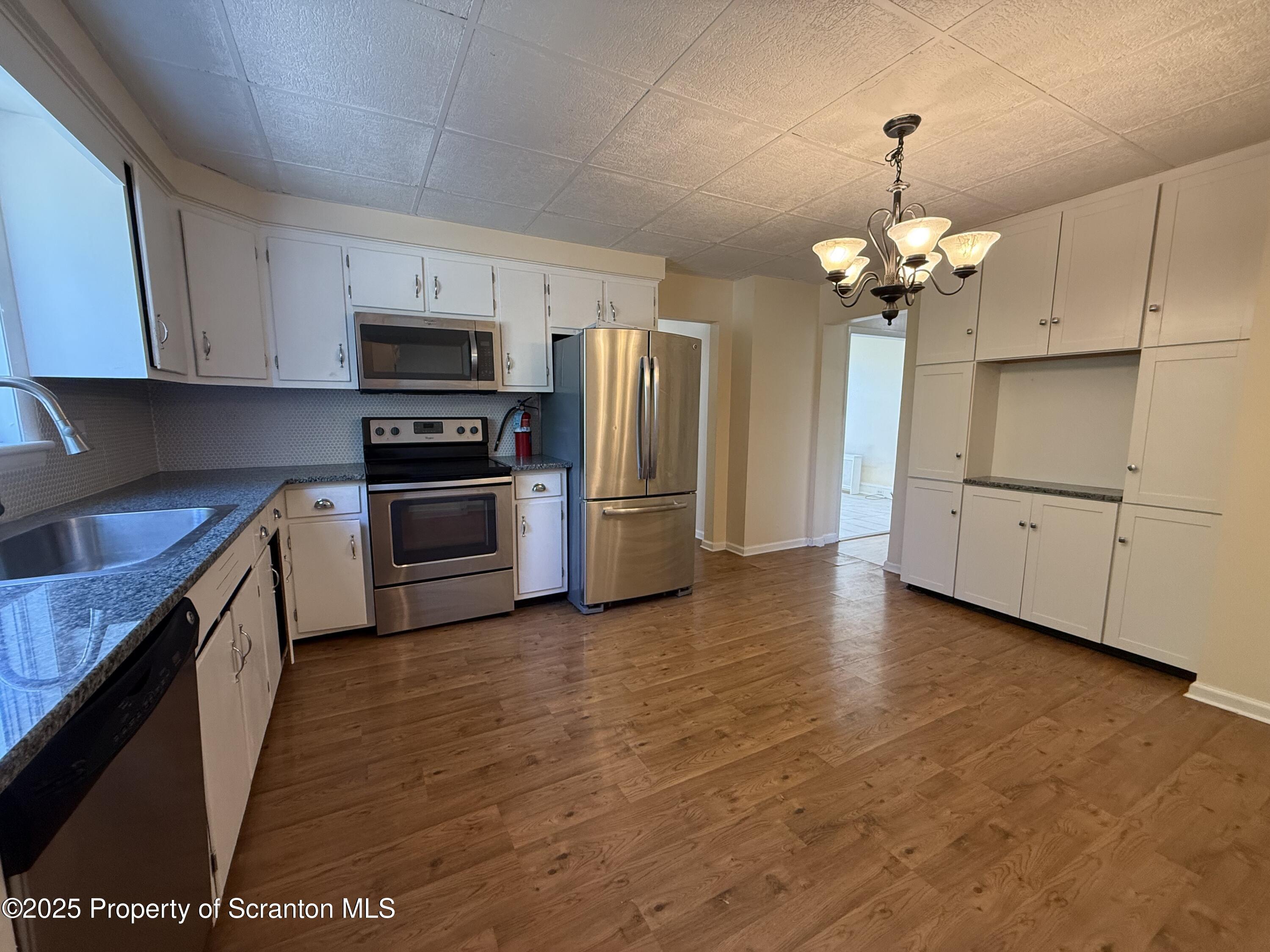 1906 Farr Street Unit: 1