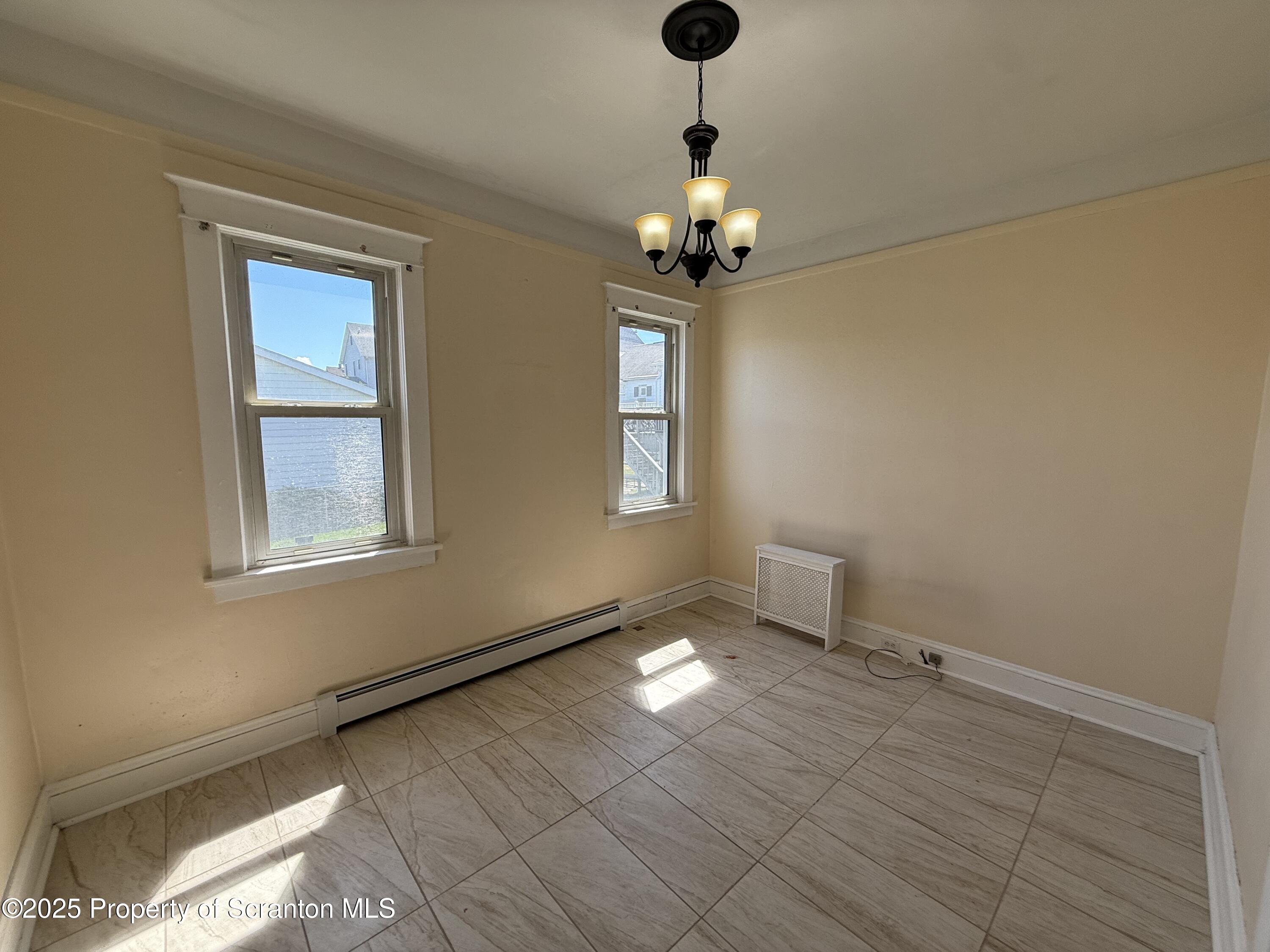 1906 Farr Street Unit: 1