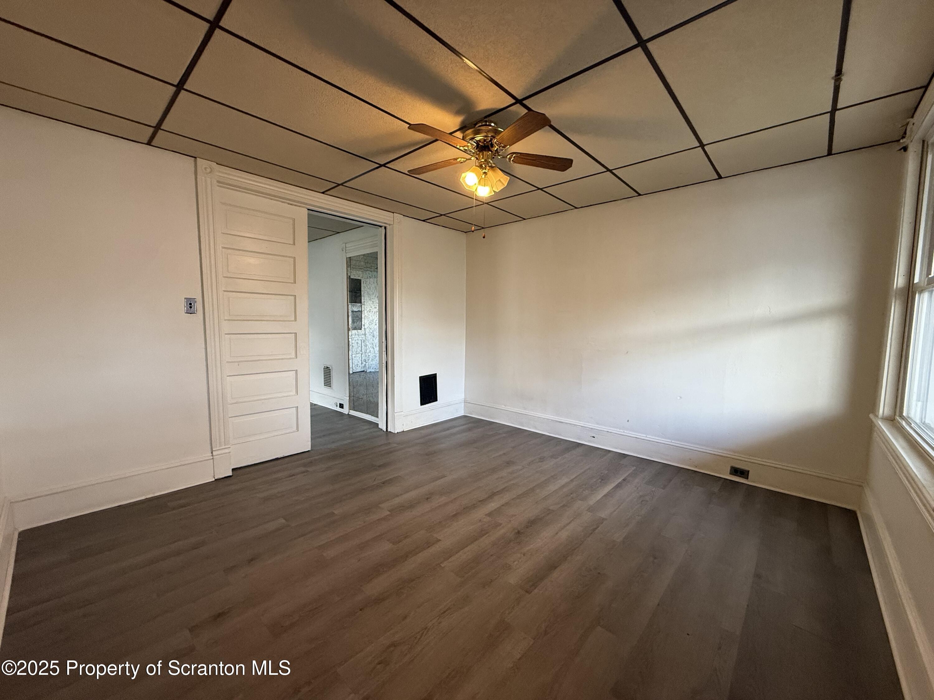 1531 Washburn Street Unit: 1