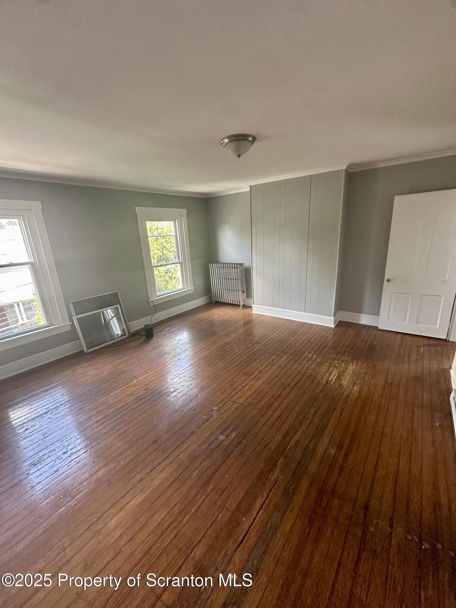 366 S River Street Unit: Apt. 3