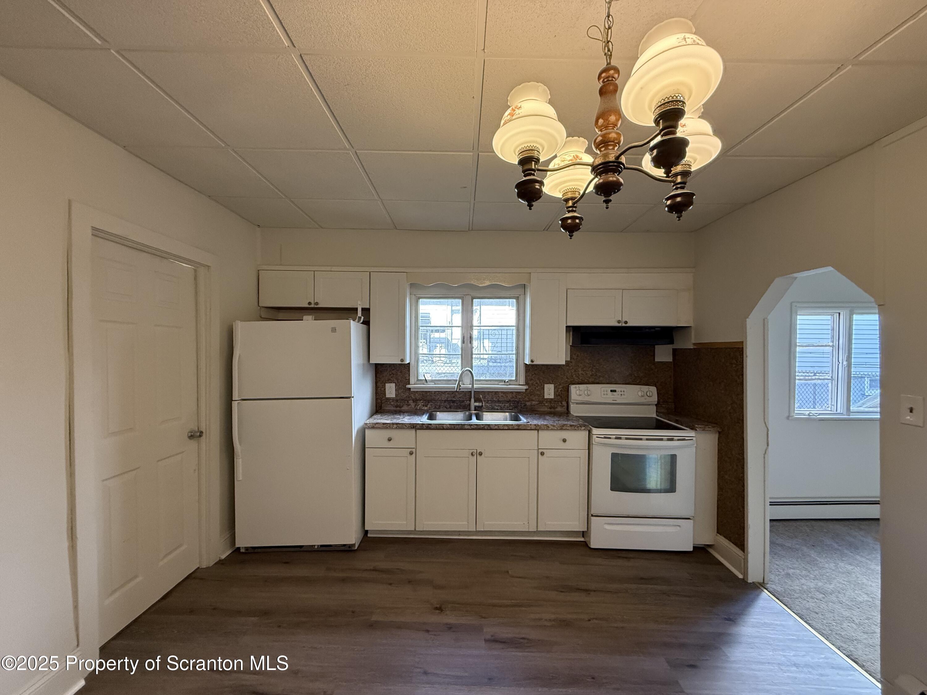 949 Carmalt Street