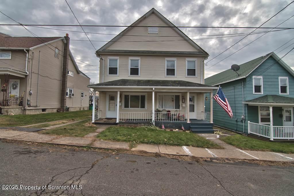 17 W Bergh Street