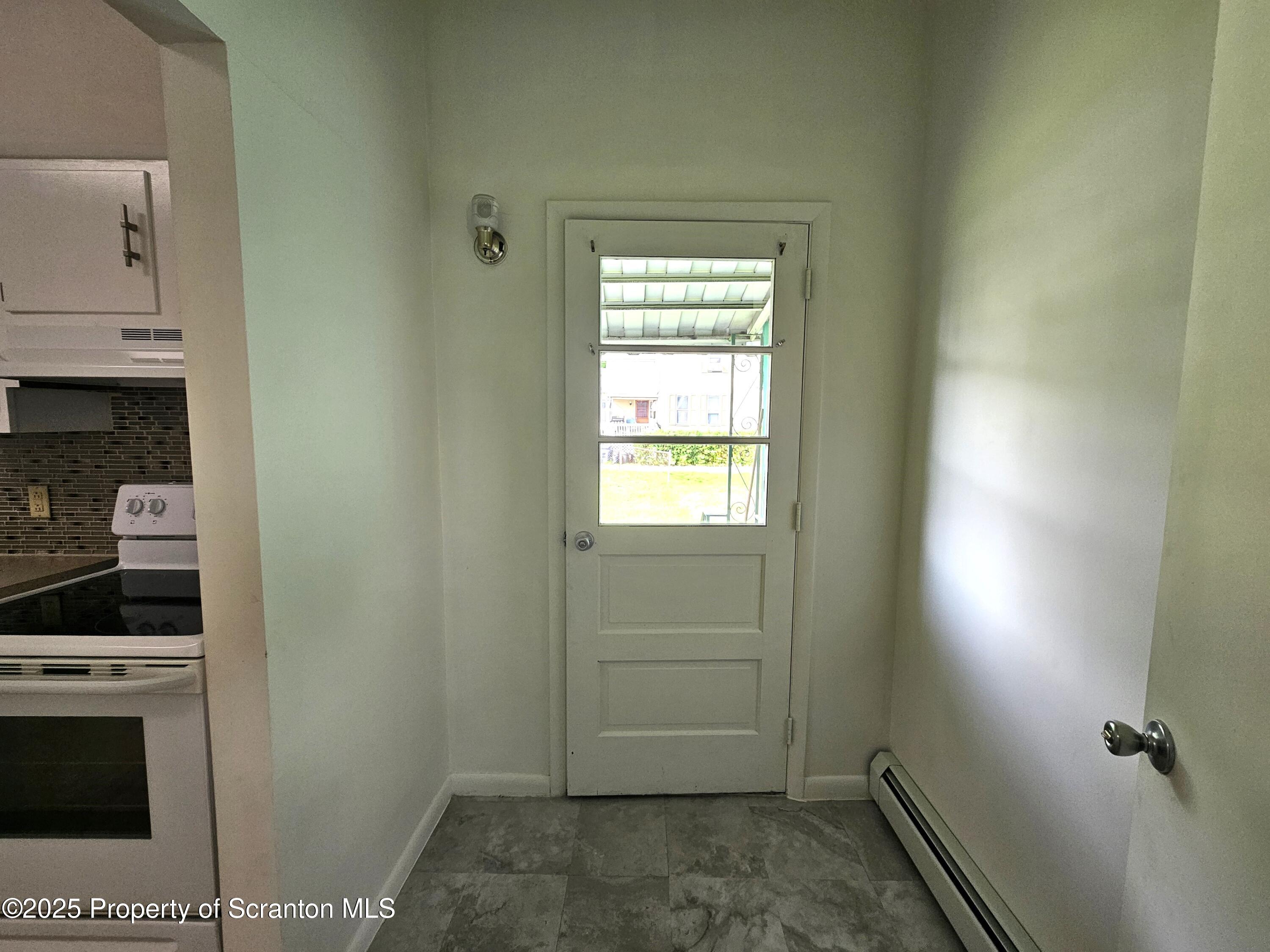 729 W Locust Street