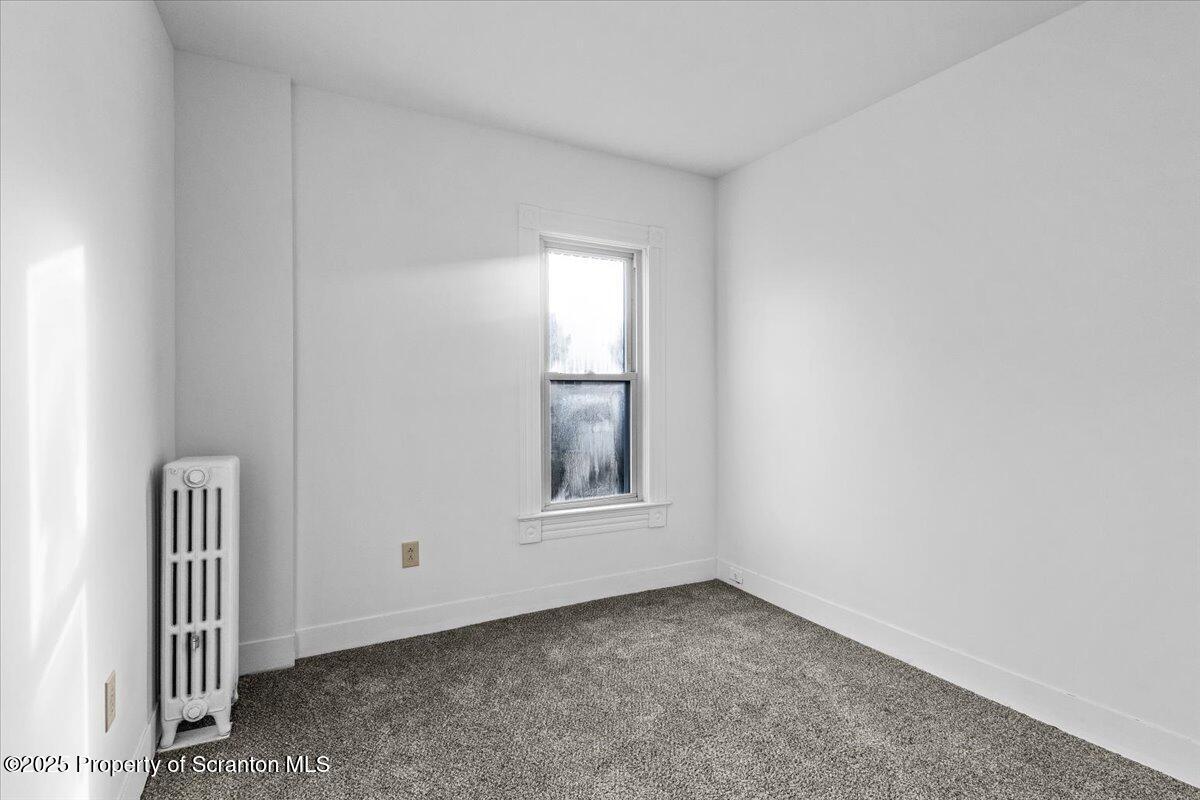729 W Locust Street