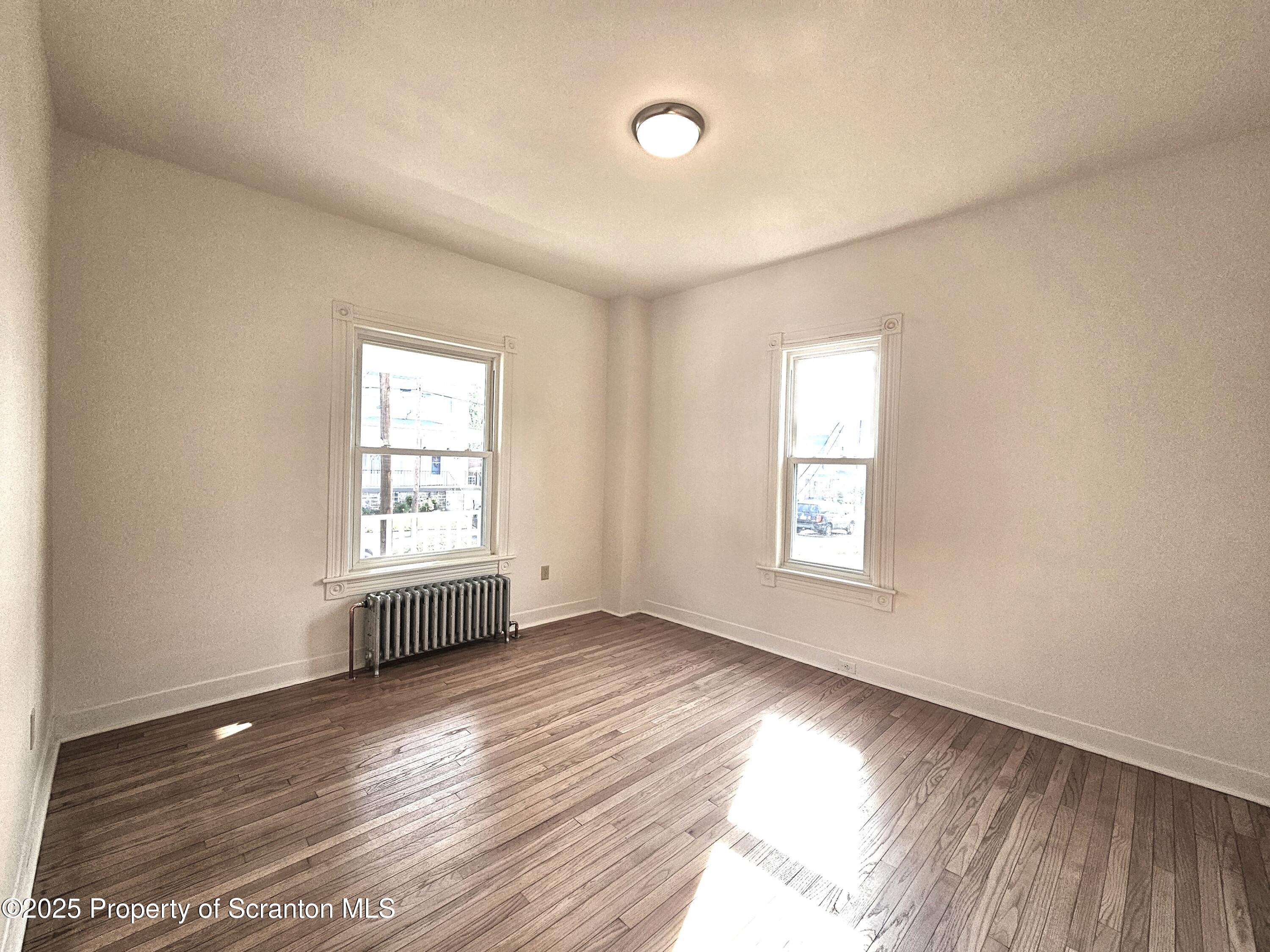 729 W Locust Street