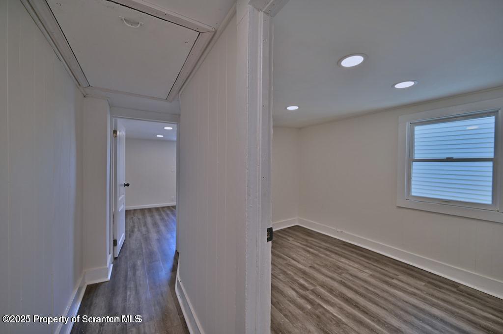 1716 WAYNE AVE Avenue