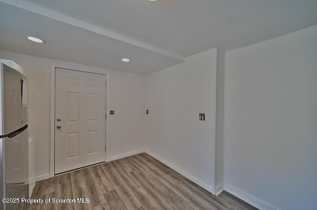 1716 WAYNE AVE Avenue