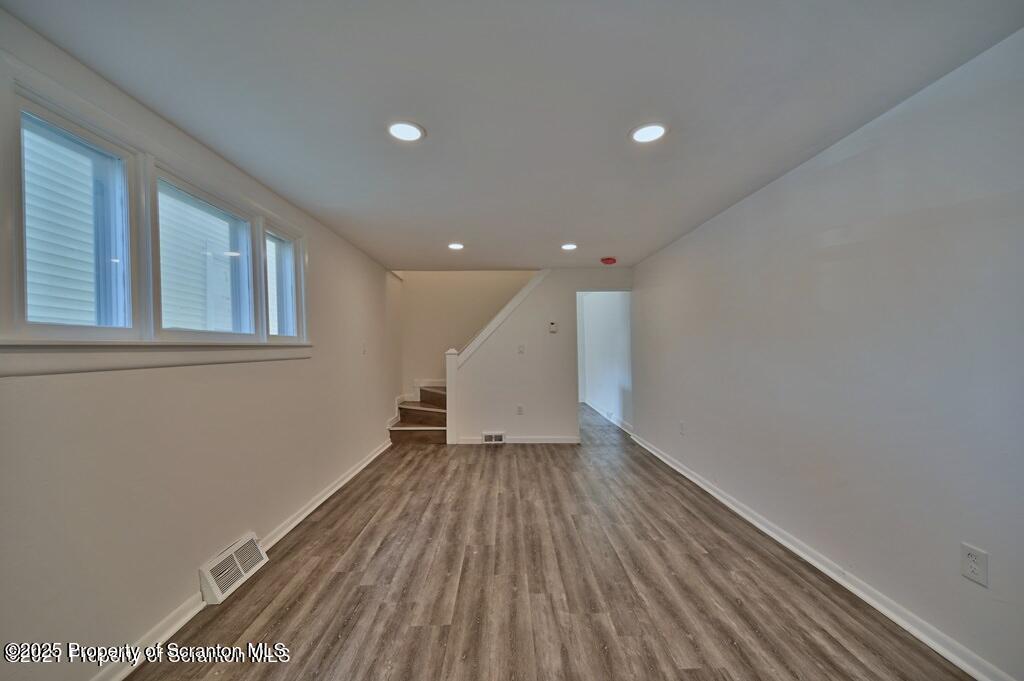 1716 WAYNE AVE Avenue