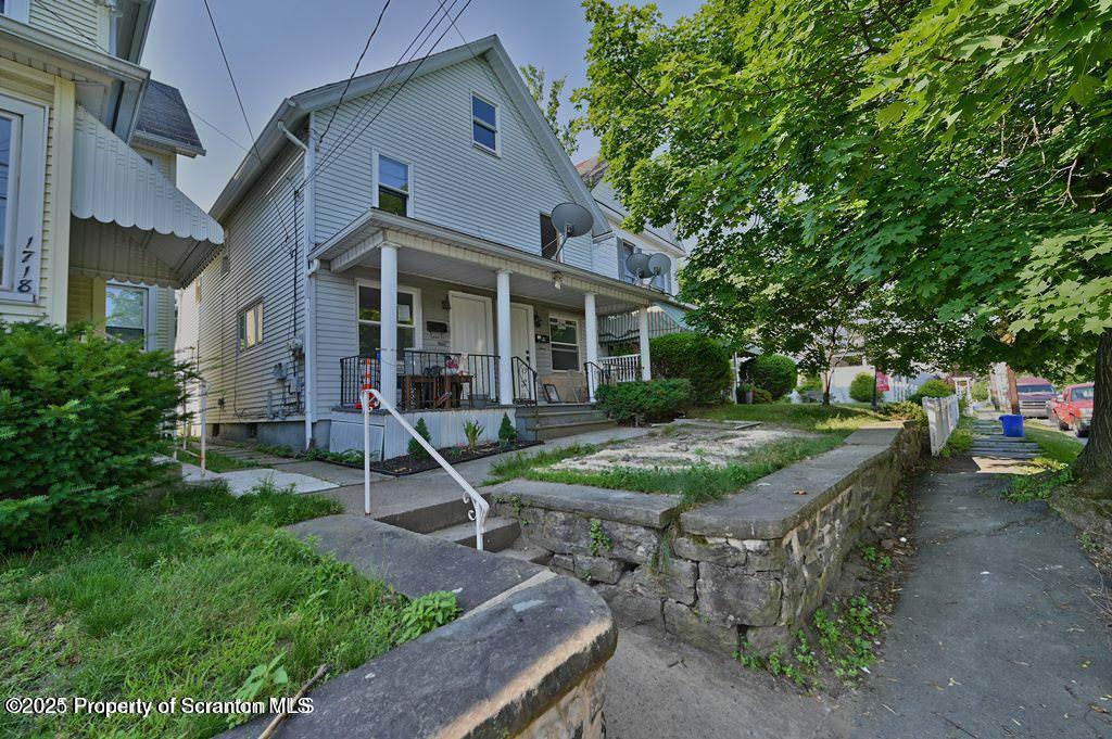 1716 WAYNE AVE Avenue