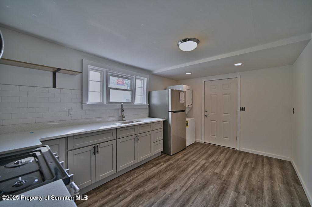 1716 WAYNE AVE Avenue