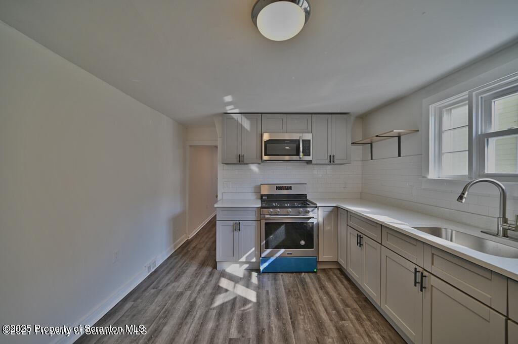 1716 WAYNE AVE Avenue